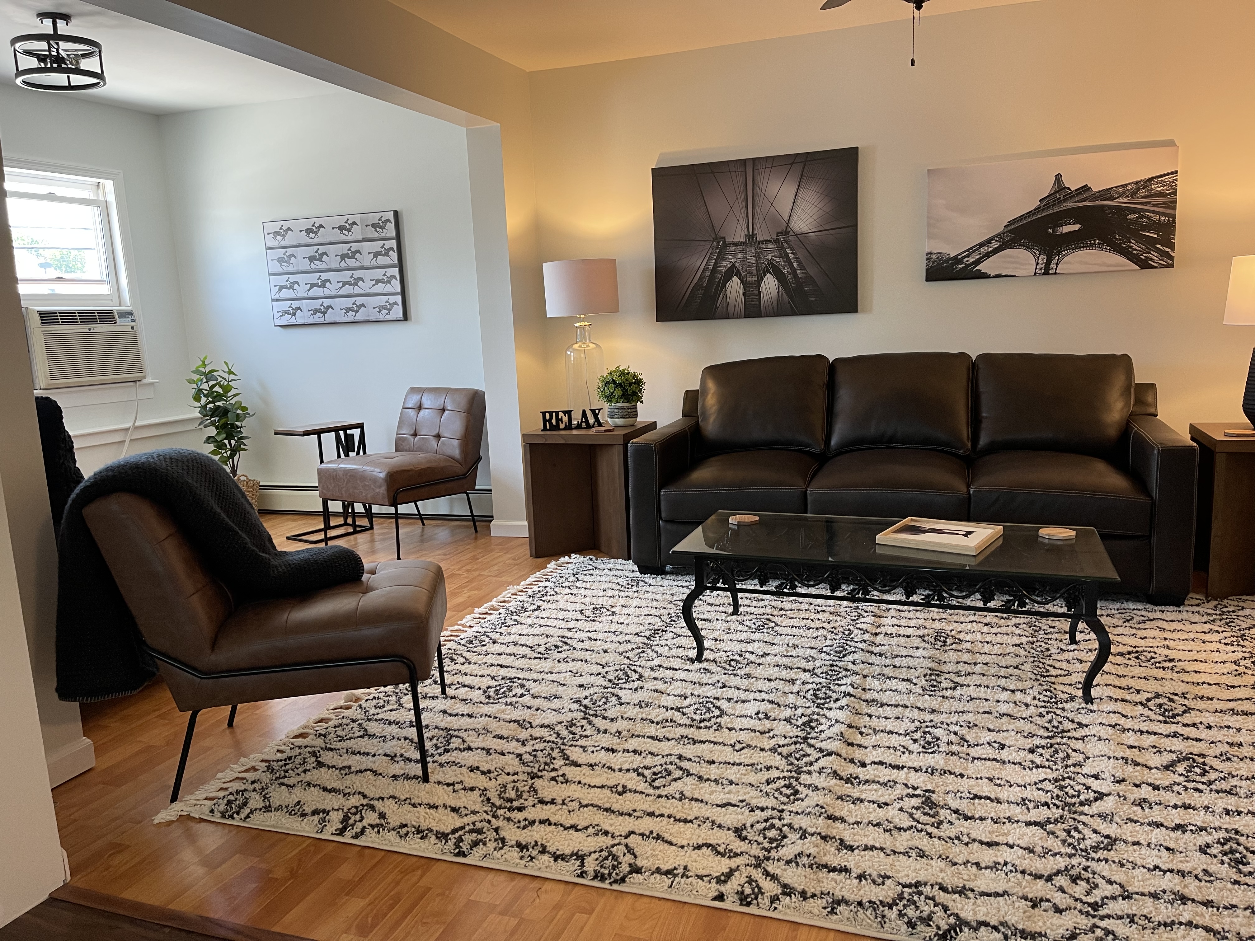 #3 Chestnut Newly Renovated apt 1/2 mile from CASV