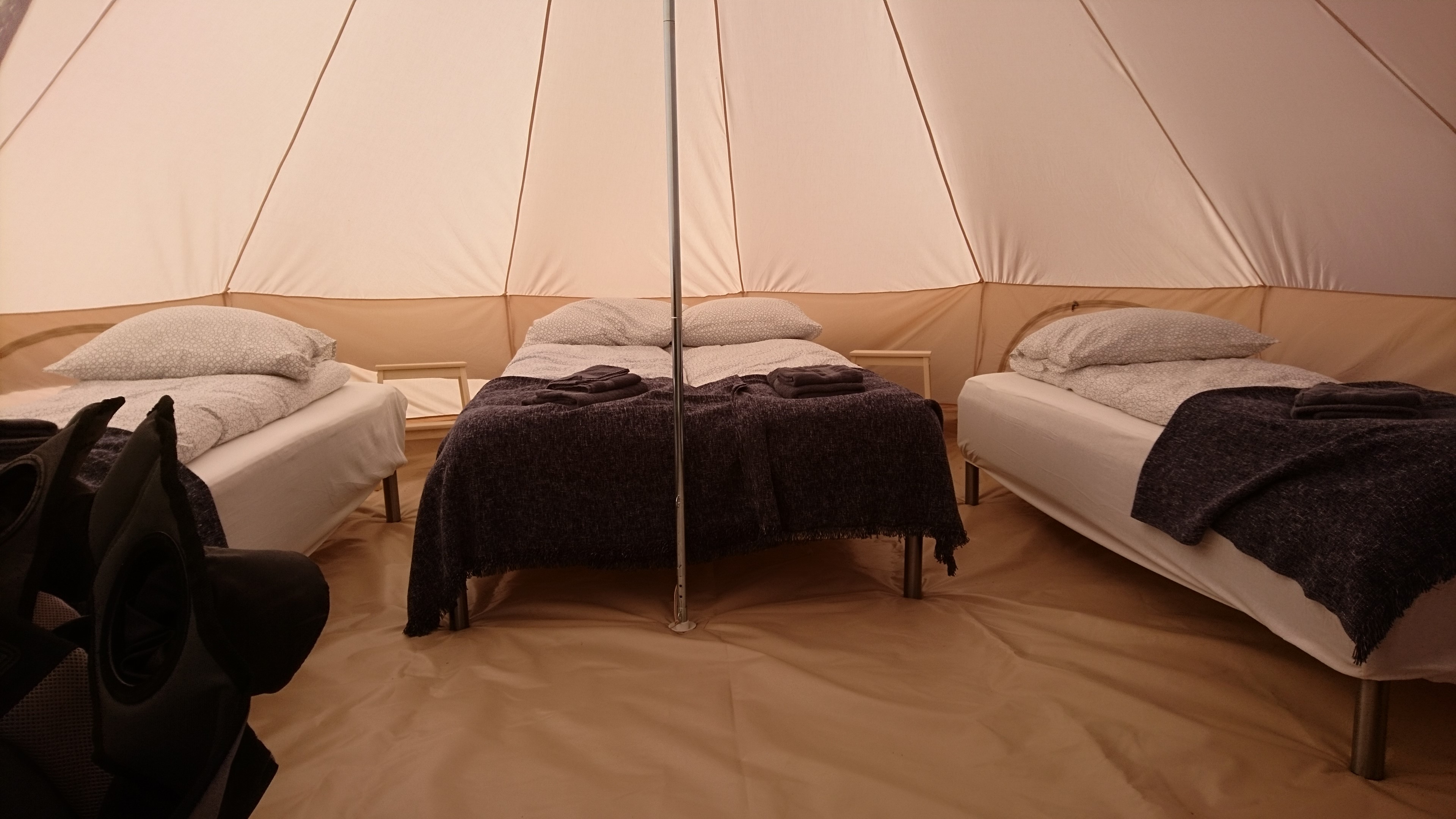 Glamping for 4 - right in the middle of nature