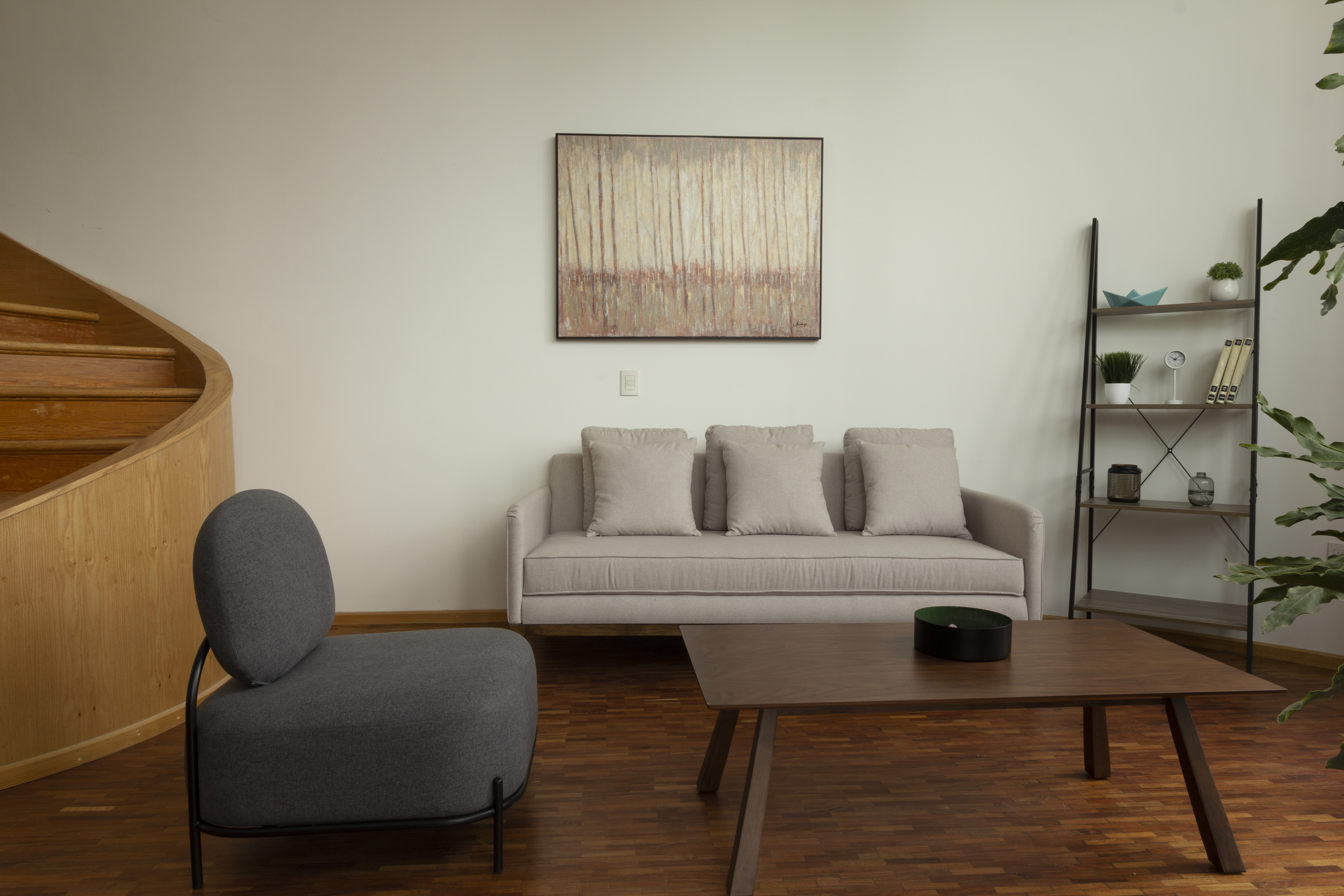 Beautiful Design Duplex perfect Location