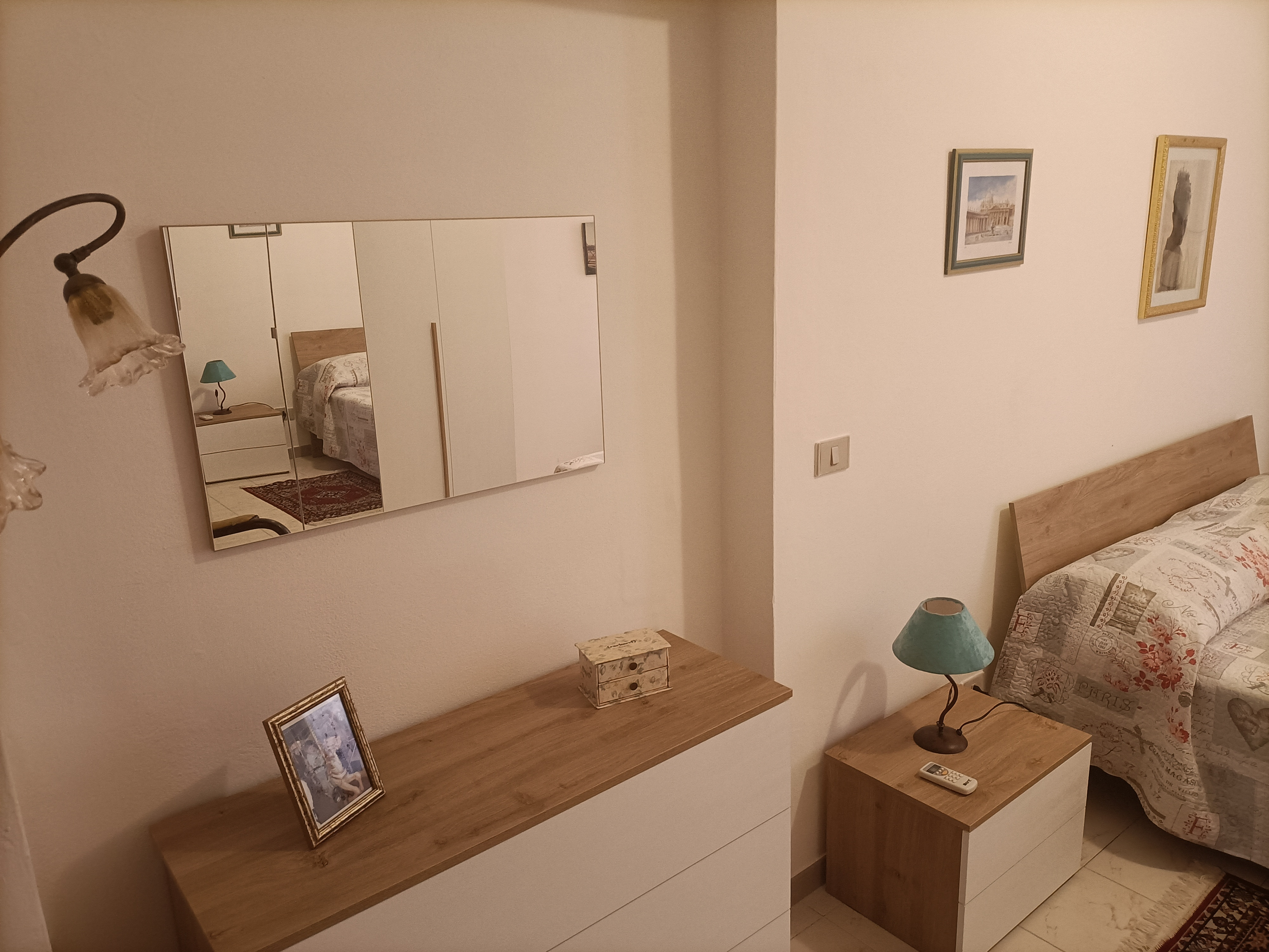 Very central apartment and very close to the sea