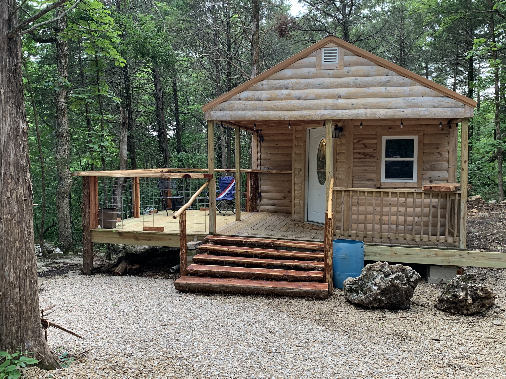 Deadwood Acres Hideaway Cabins for Rent in Eminence, Missouri, United