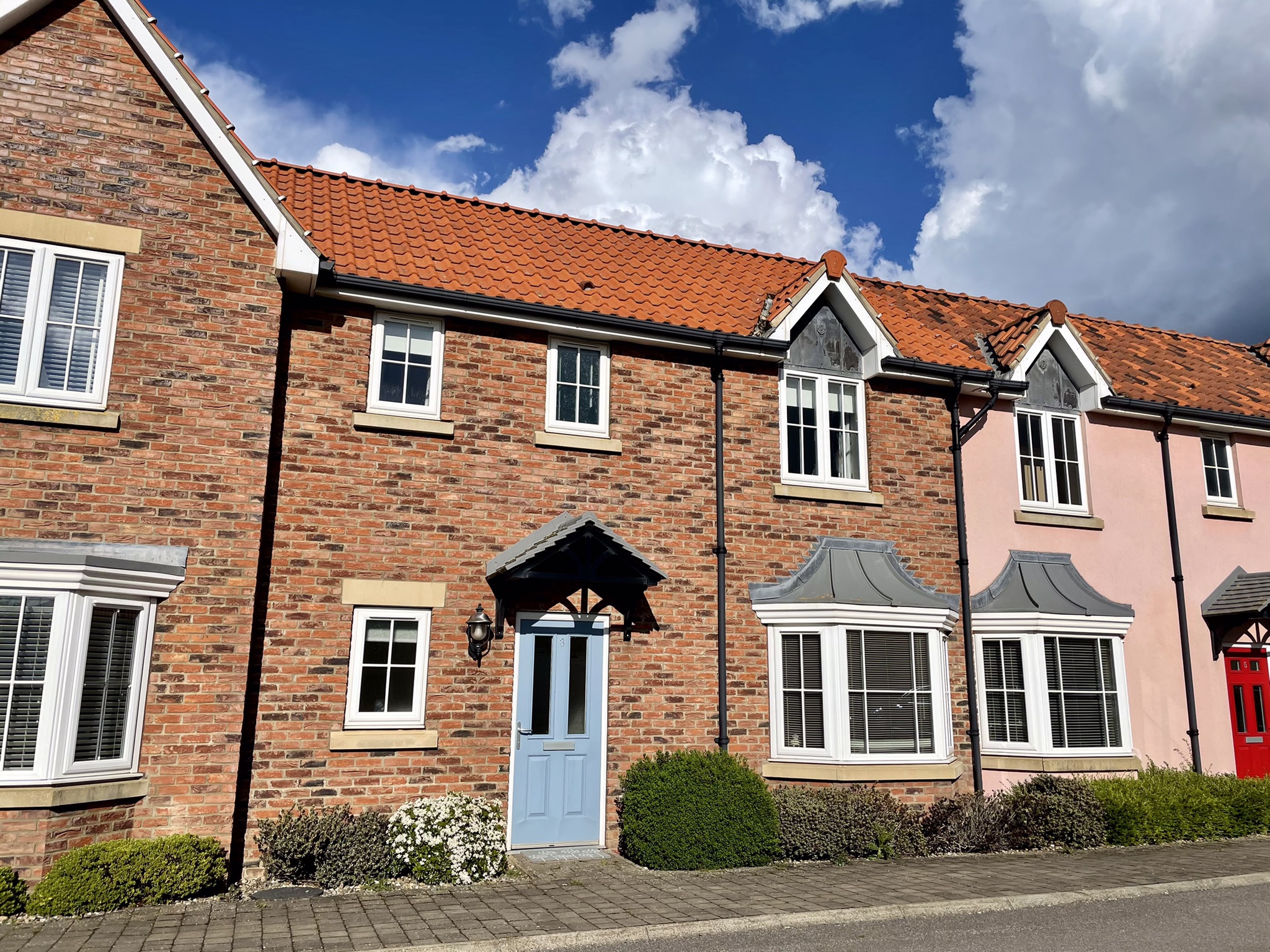 Blue Door Cottage, The Bay, Filey, Dog Friendly Cottages for Rent in