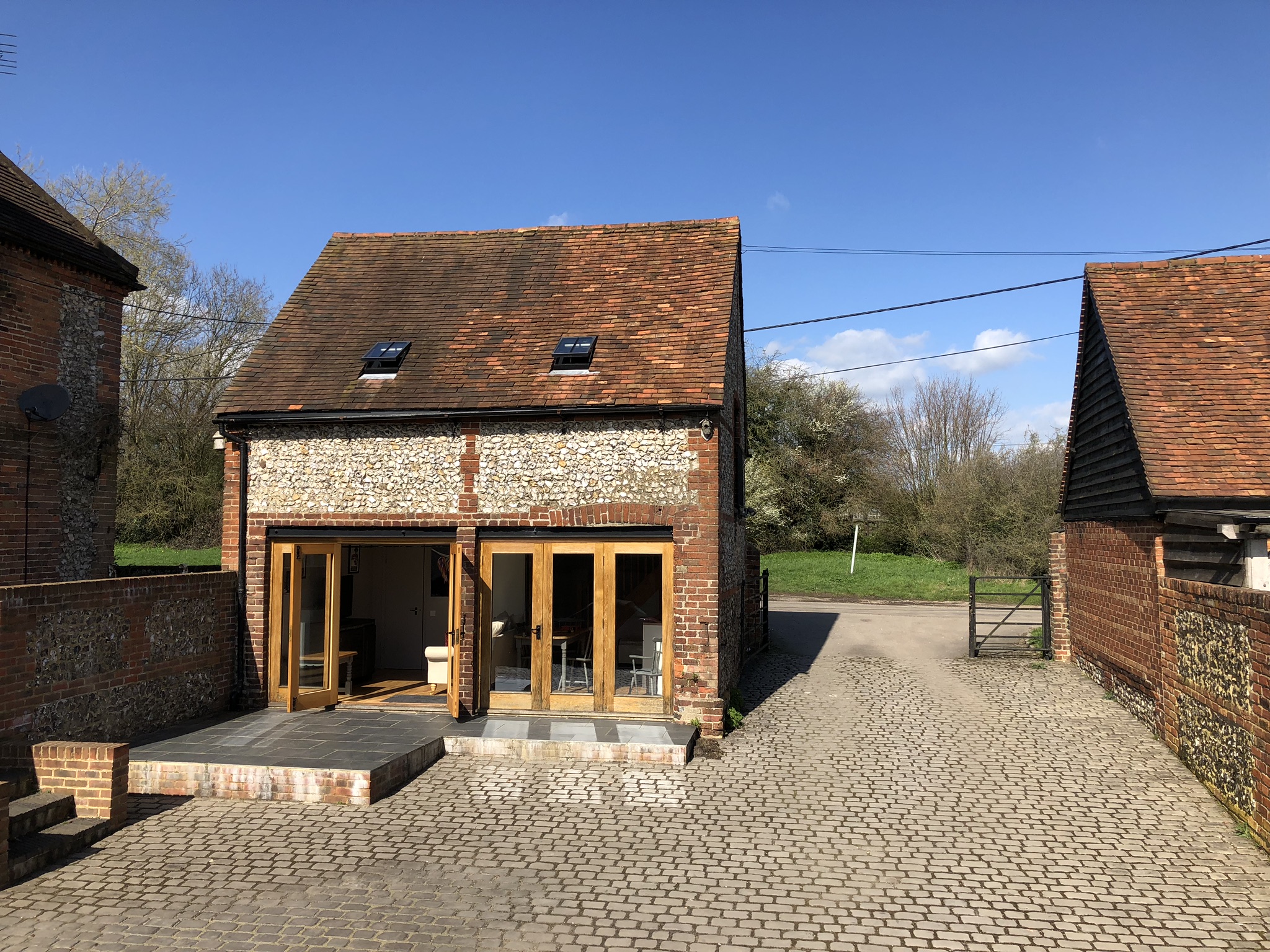 Chiltern Barn at Wheeler End, Buckinghamshire Cottages for Rent in
