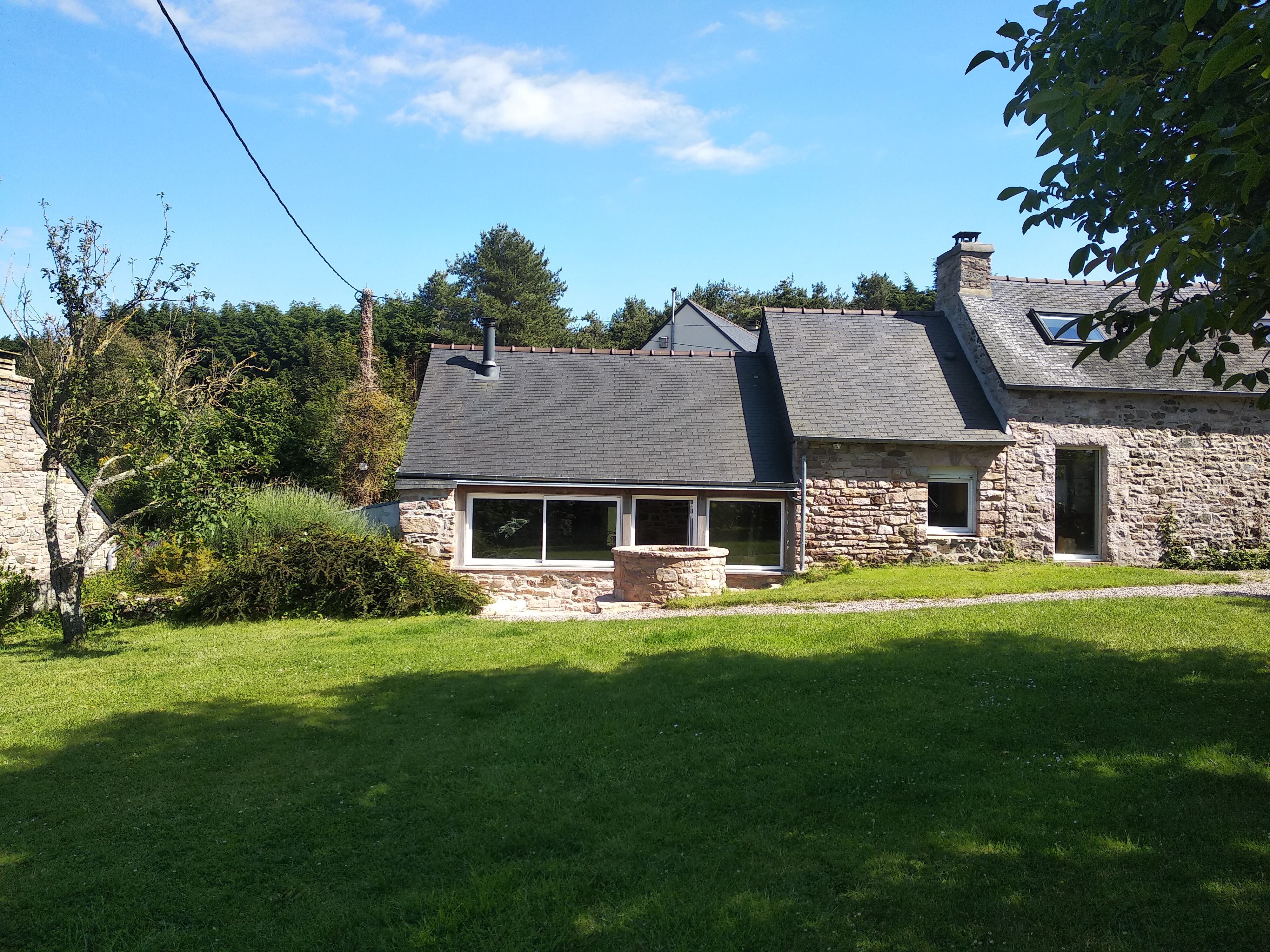 Beautiful farmhouse close to the beaches.