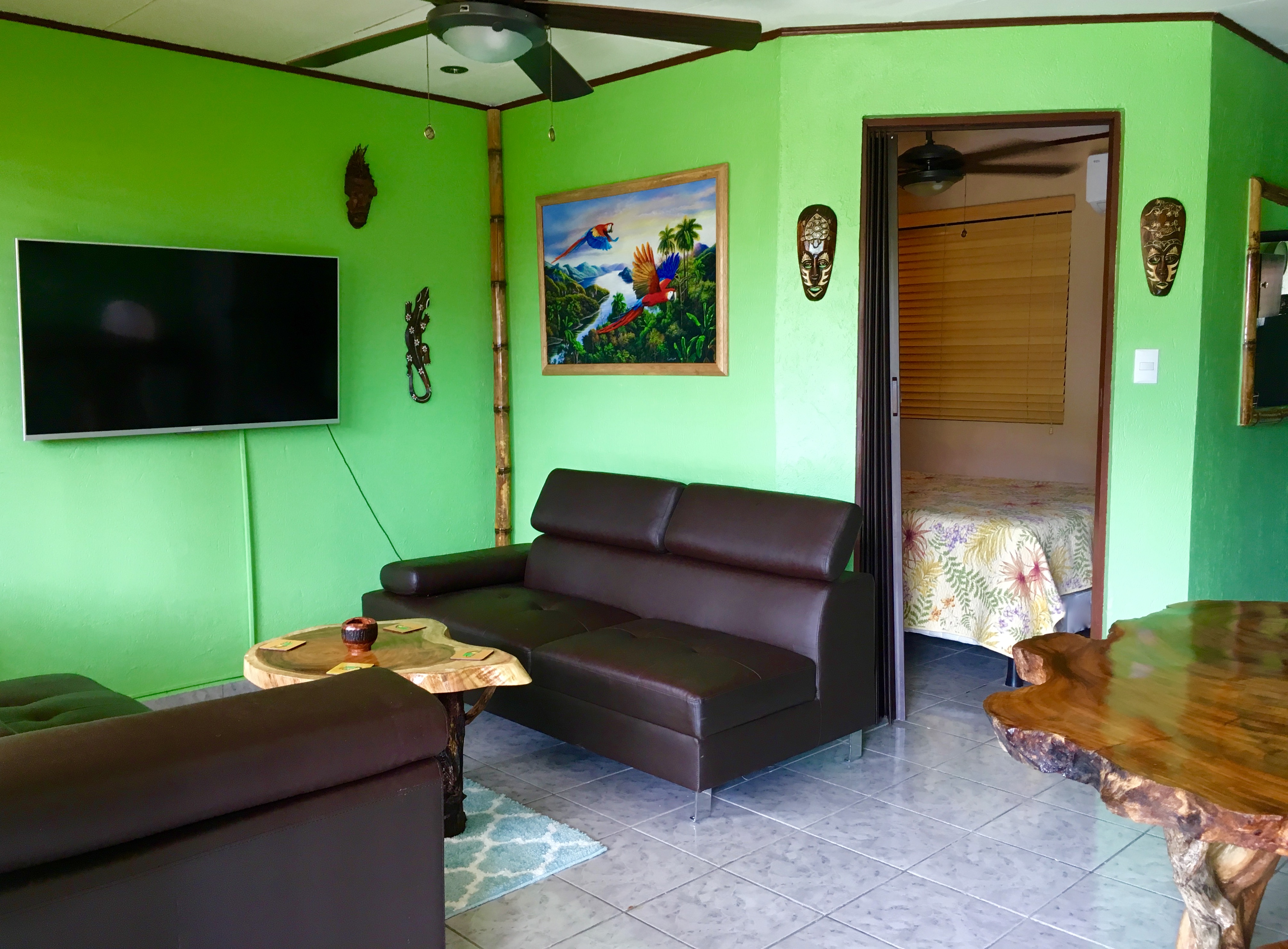 Slice Of Paradise II $55/night