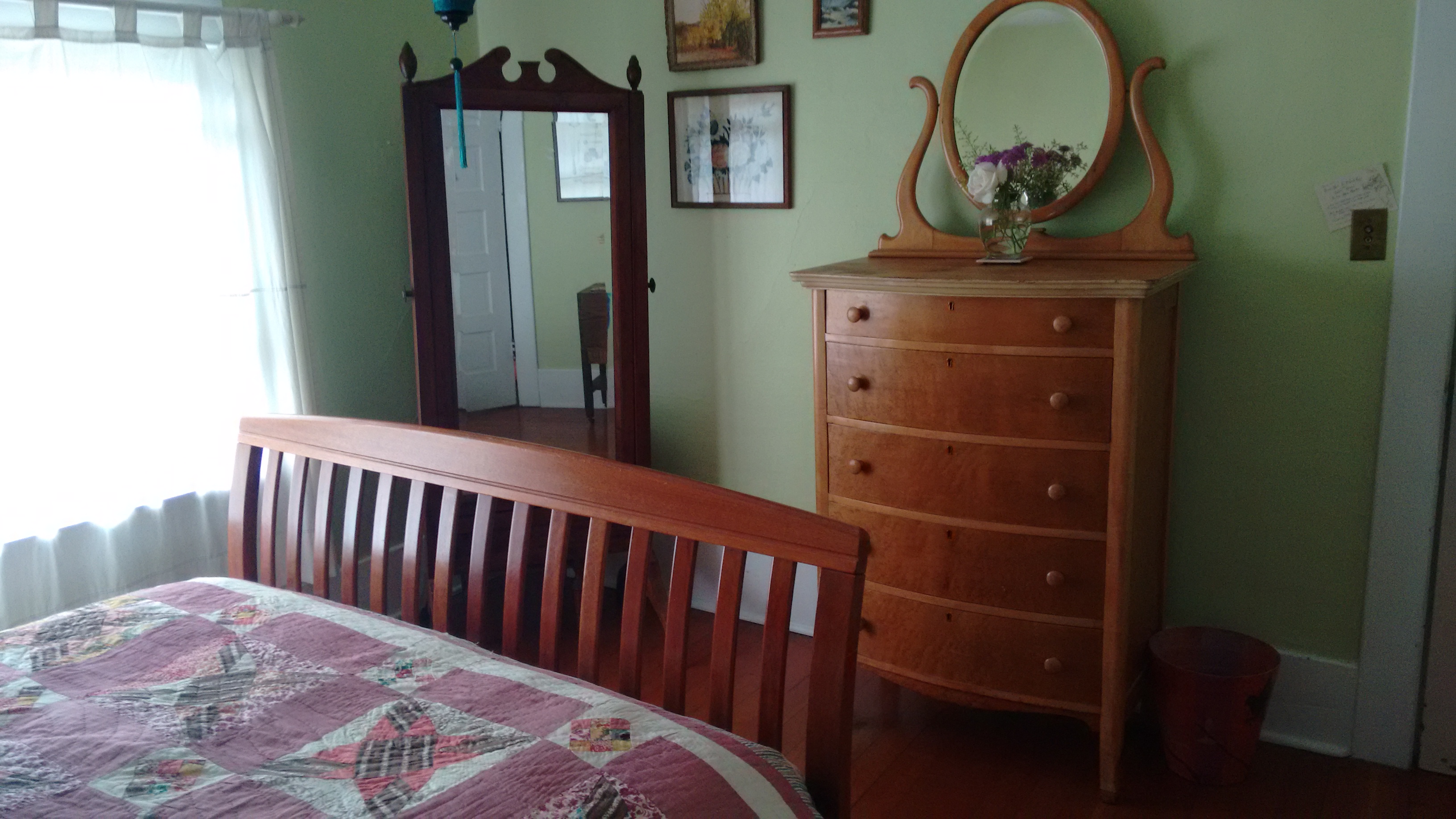 Top Floor Apartment; Charming and Private