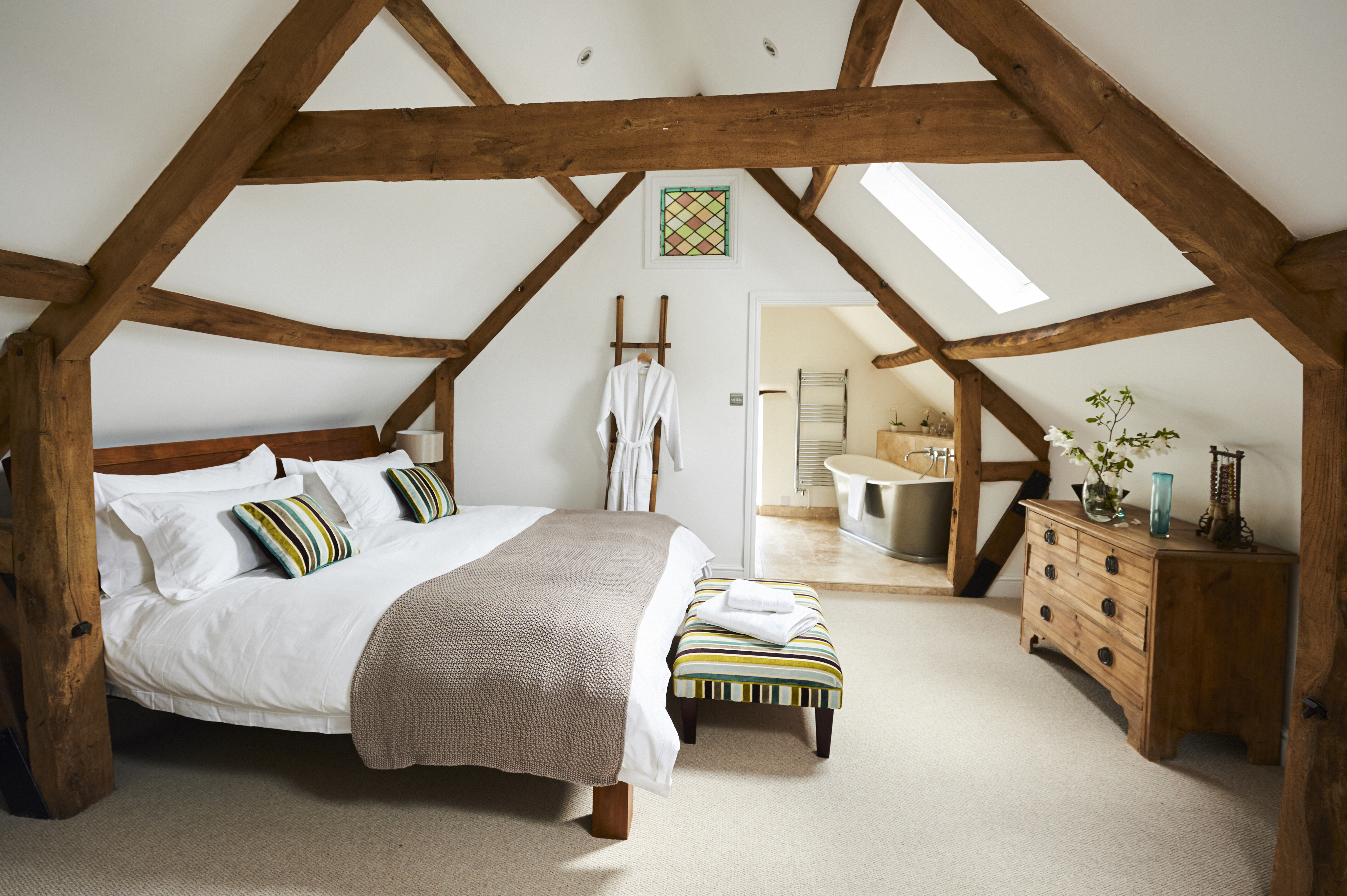 Luxury Historic Coach House & Gardens Nr Bath