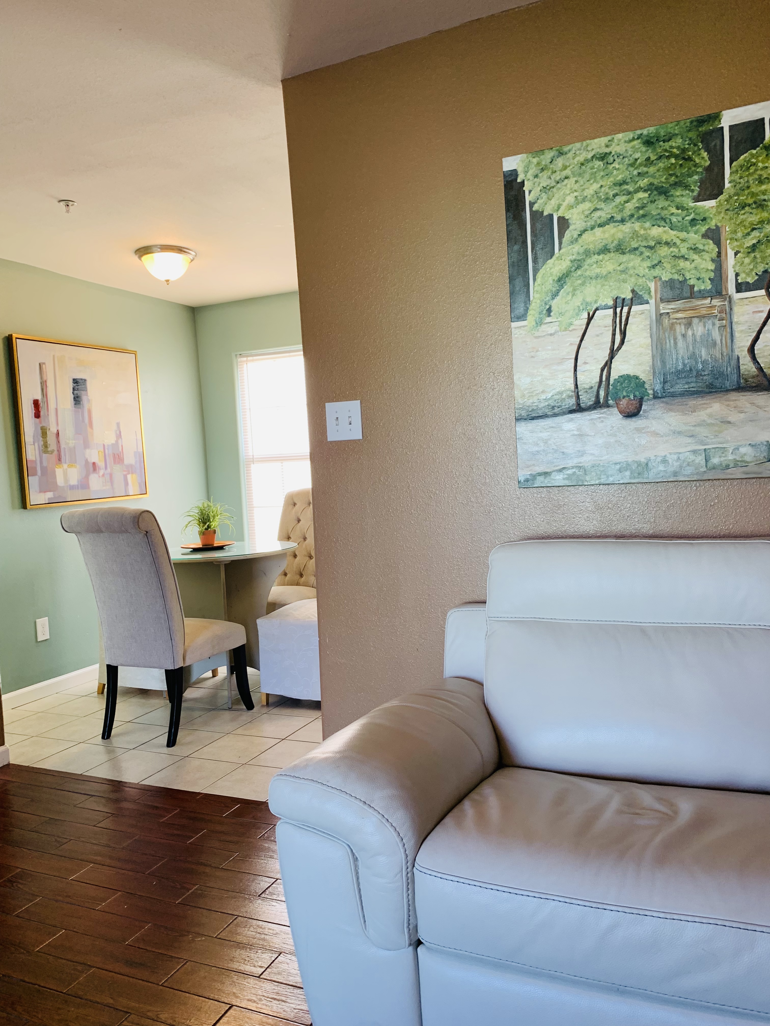 Bright Comfortable 3BR 2BA Gated  Disc on 28+ days