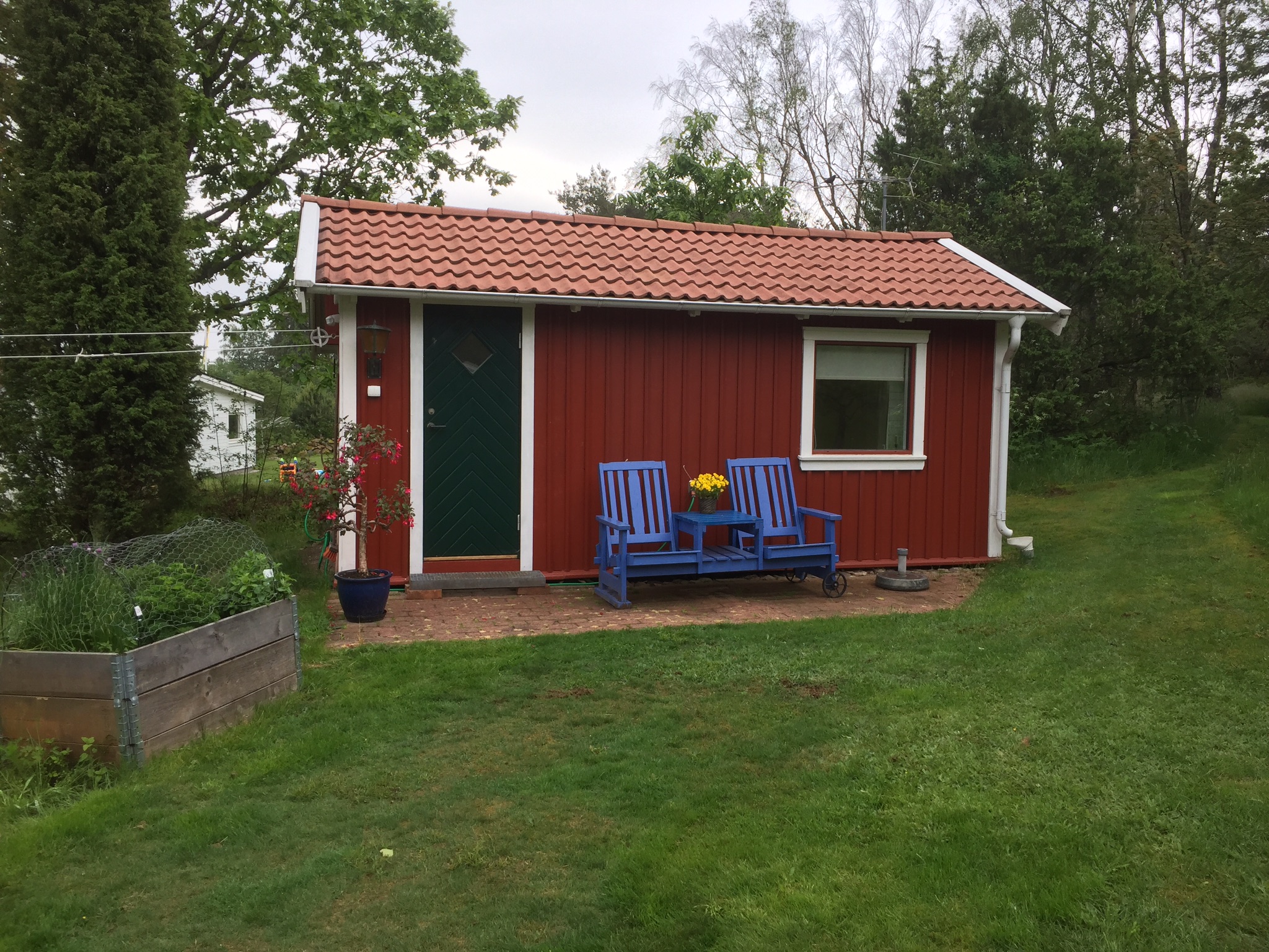 Small cottage, 300m from the sea.