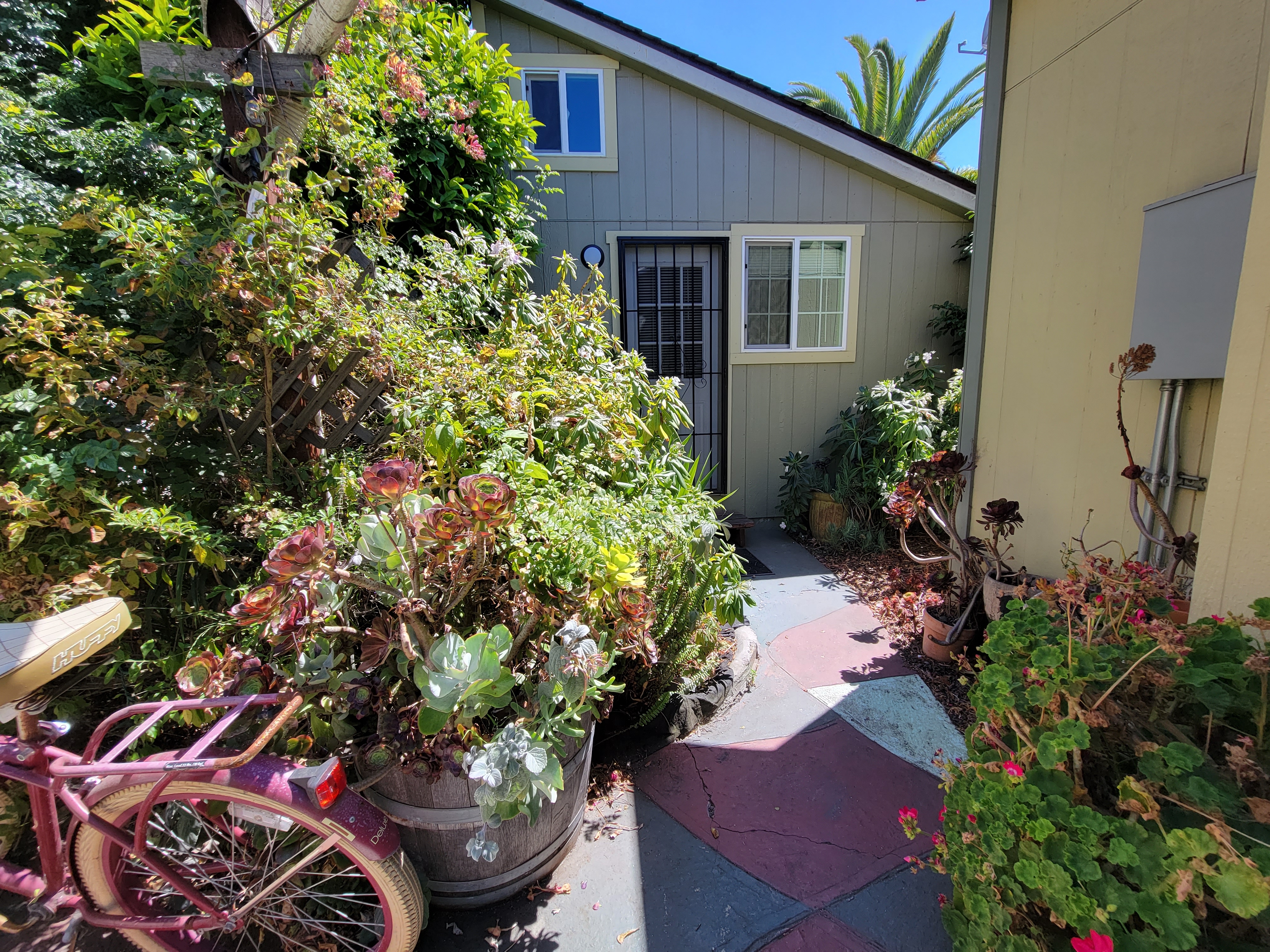 Lovely Cottage garden oasis w/Hot Tub near BART πΉ in Longfellow, Oakland