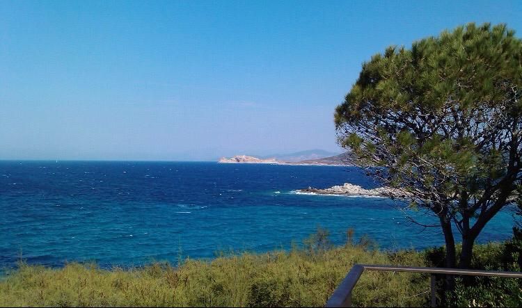 Beautiful villa with exceptional Mediterranean views