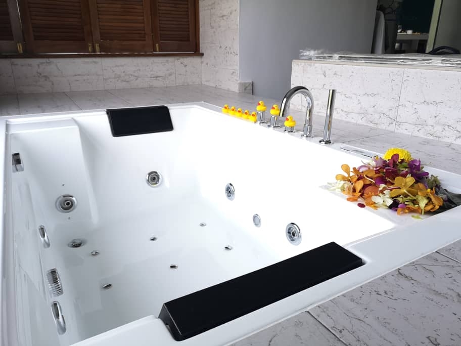 Jacuzzi Staycation Nature Getaway @ KL City