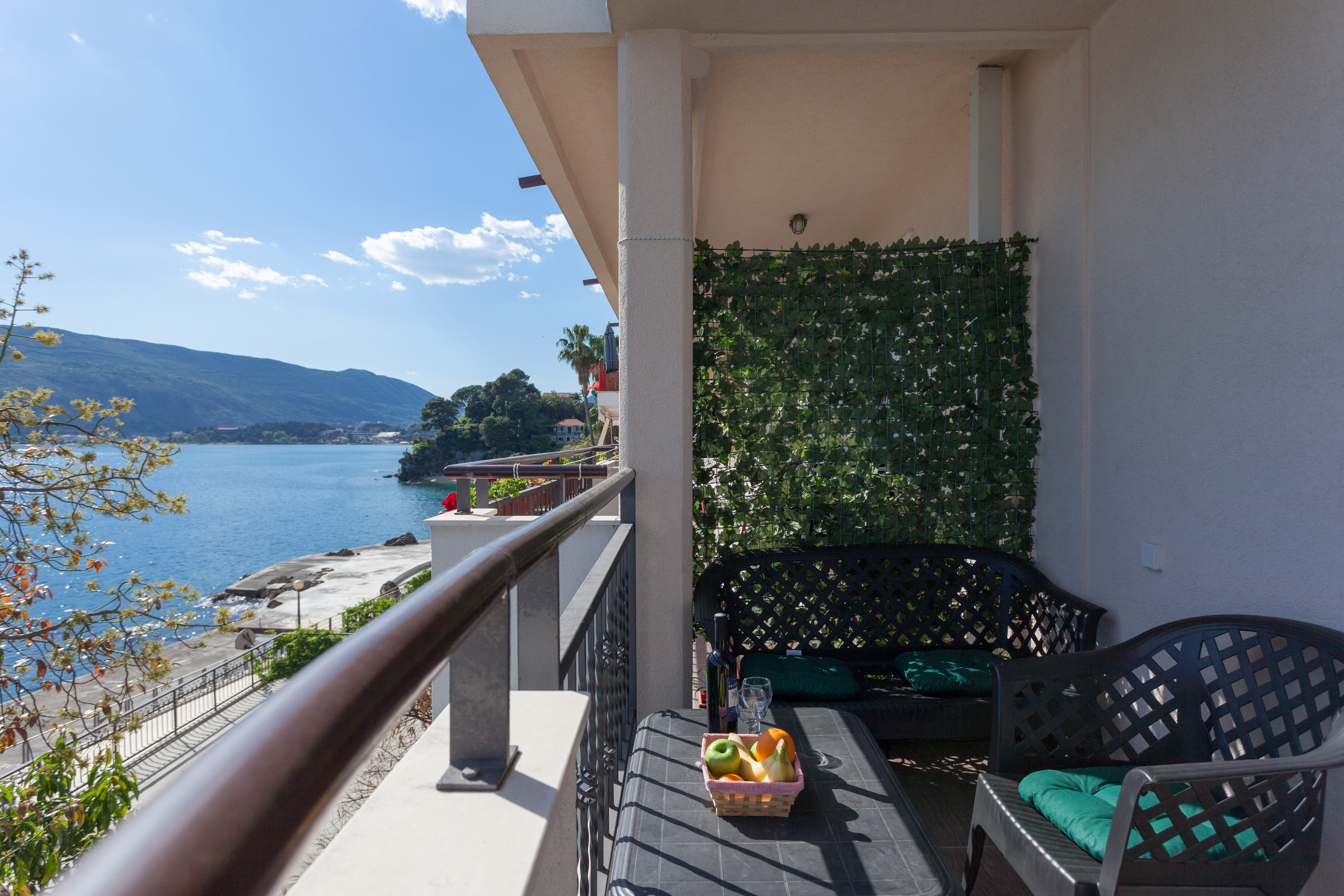 Herceg Novi Seaside, 1 bedroom Ap. Jug