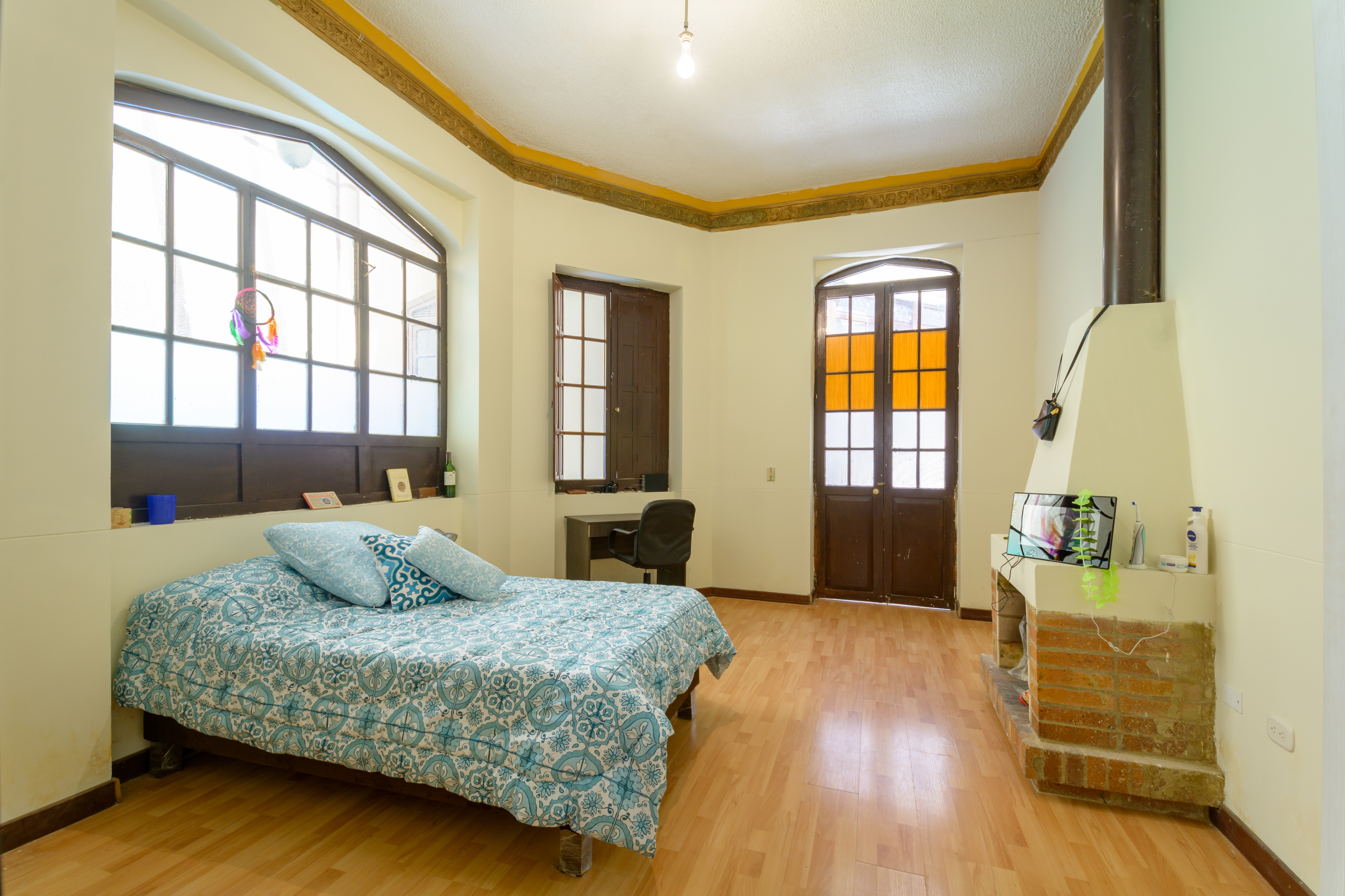 Bedroom in touristic area in Candelaria, Bogotá