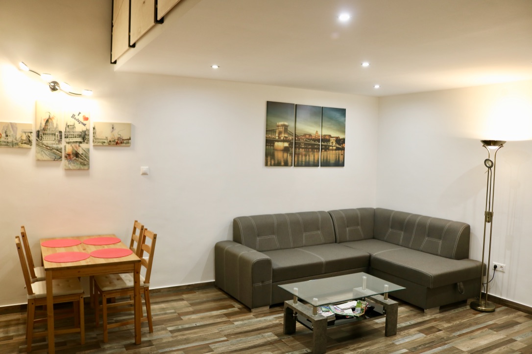 City Centre Apartment in the 7th district