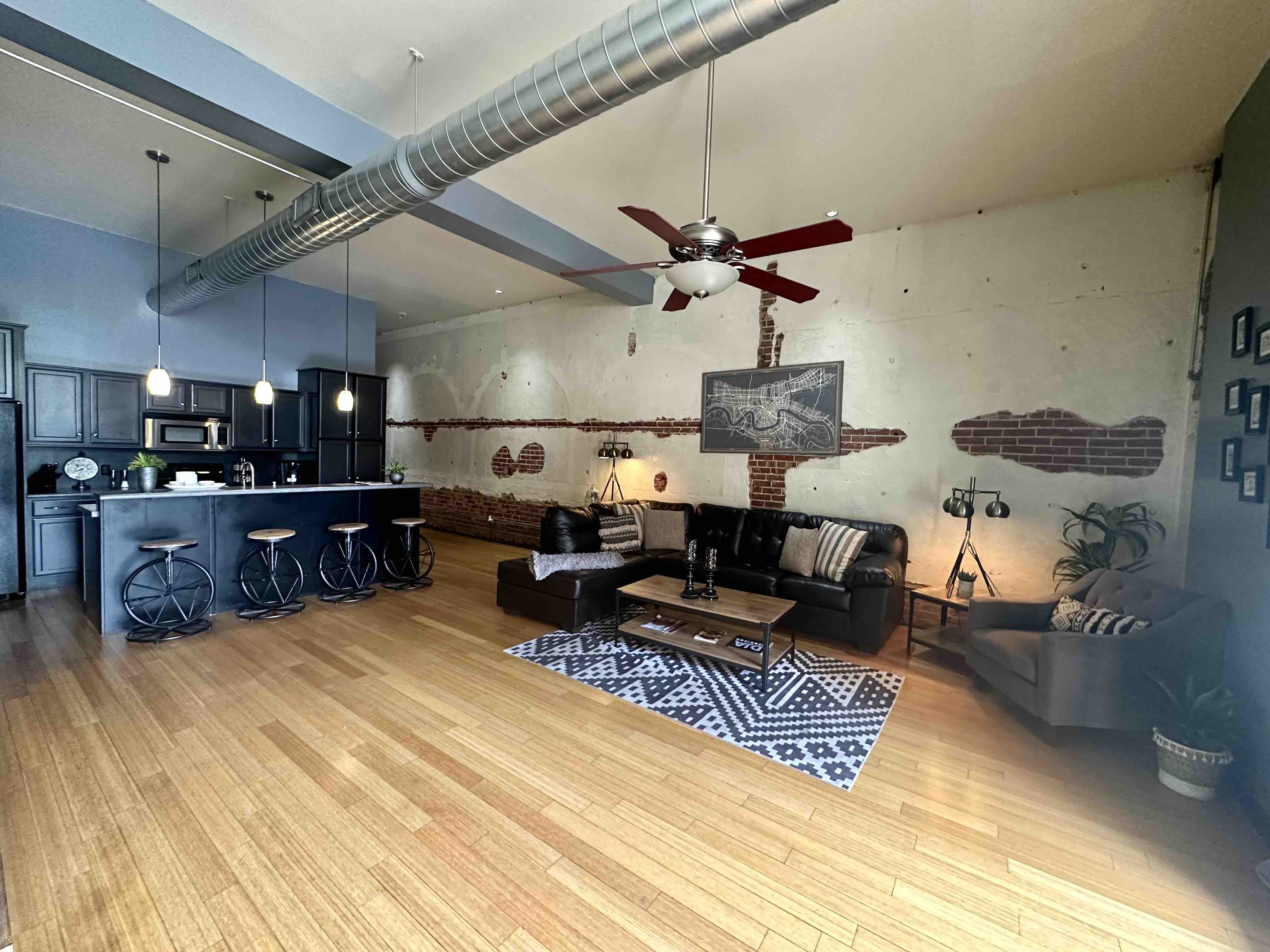 Crescent City Loft #101- Downtown