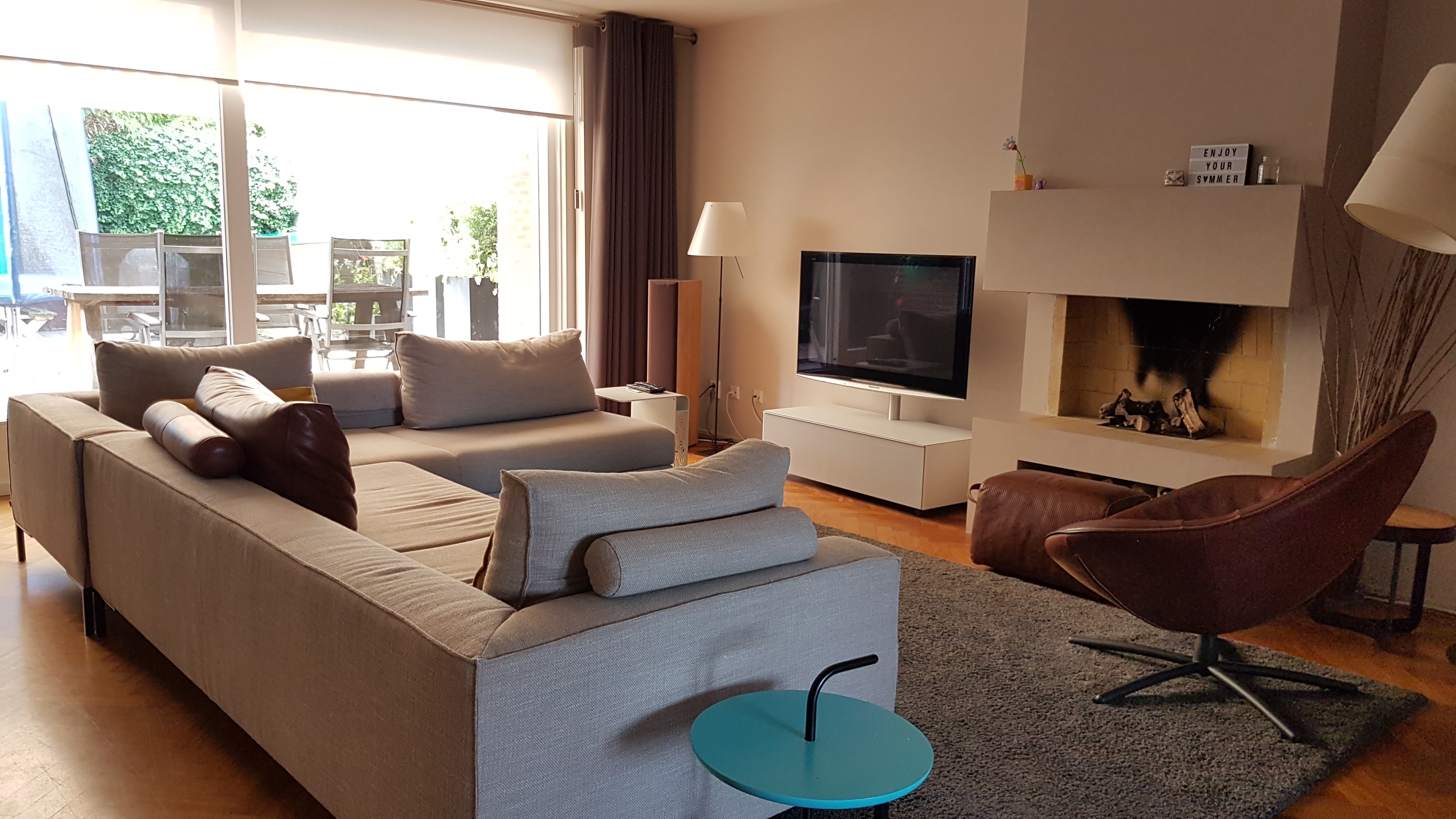Modern family house 500m to beach/ private parking — The Hague stay