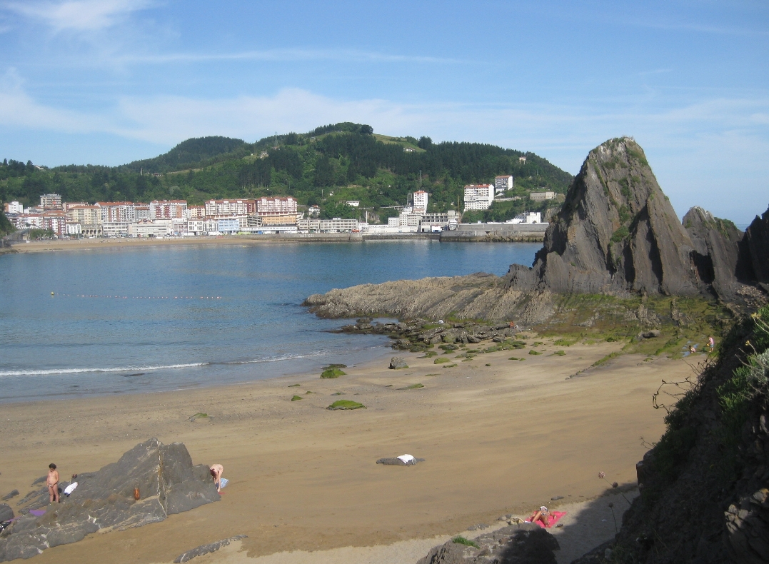 Apto con valor cultural a 10' de la playa céntrico in Ondarroa, Euskadi