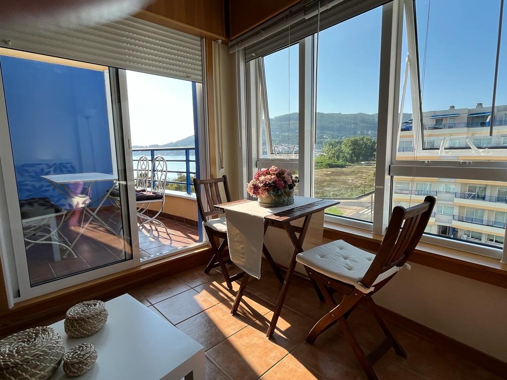 Oceanfront apartment with beautiful views