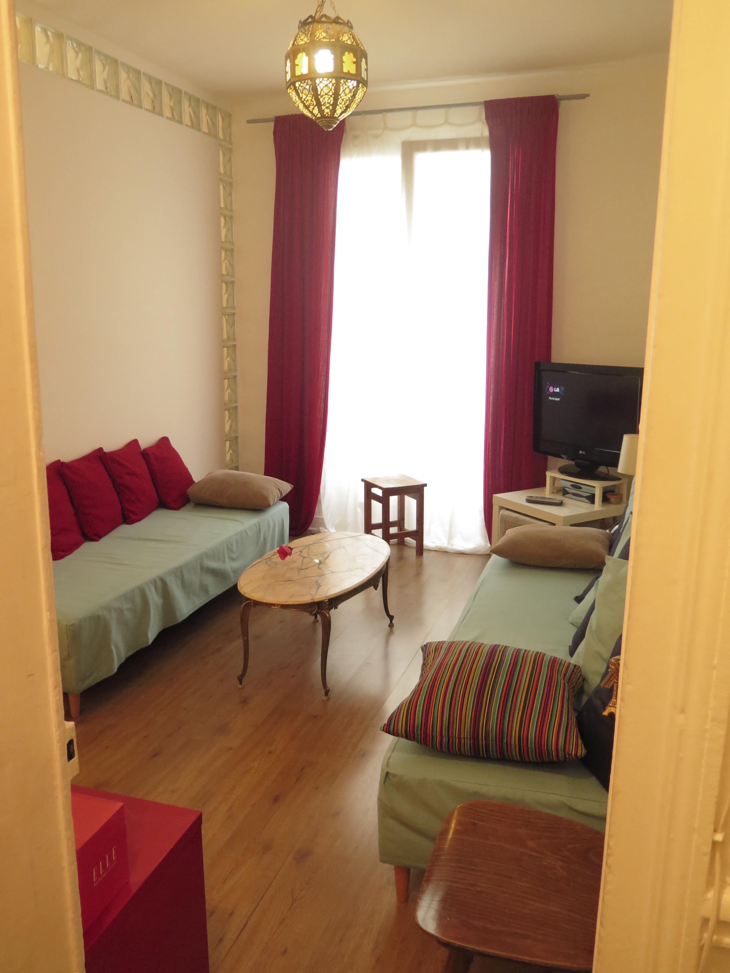 Lovely nest in the heart of Paris! in Popincourt, Paris