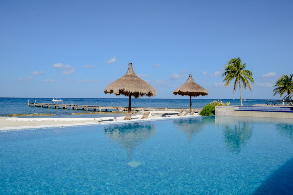 B6 - 3Br home beachfront community