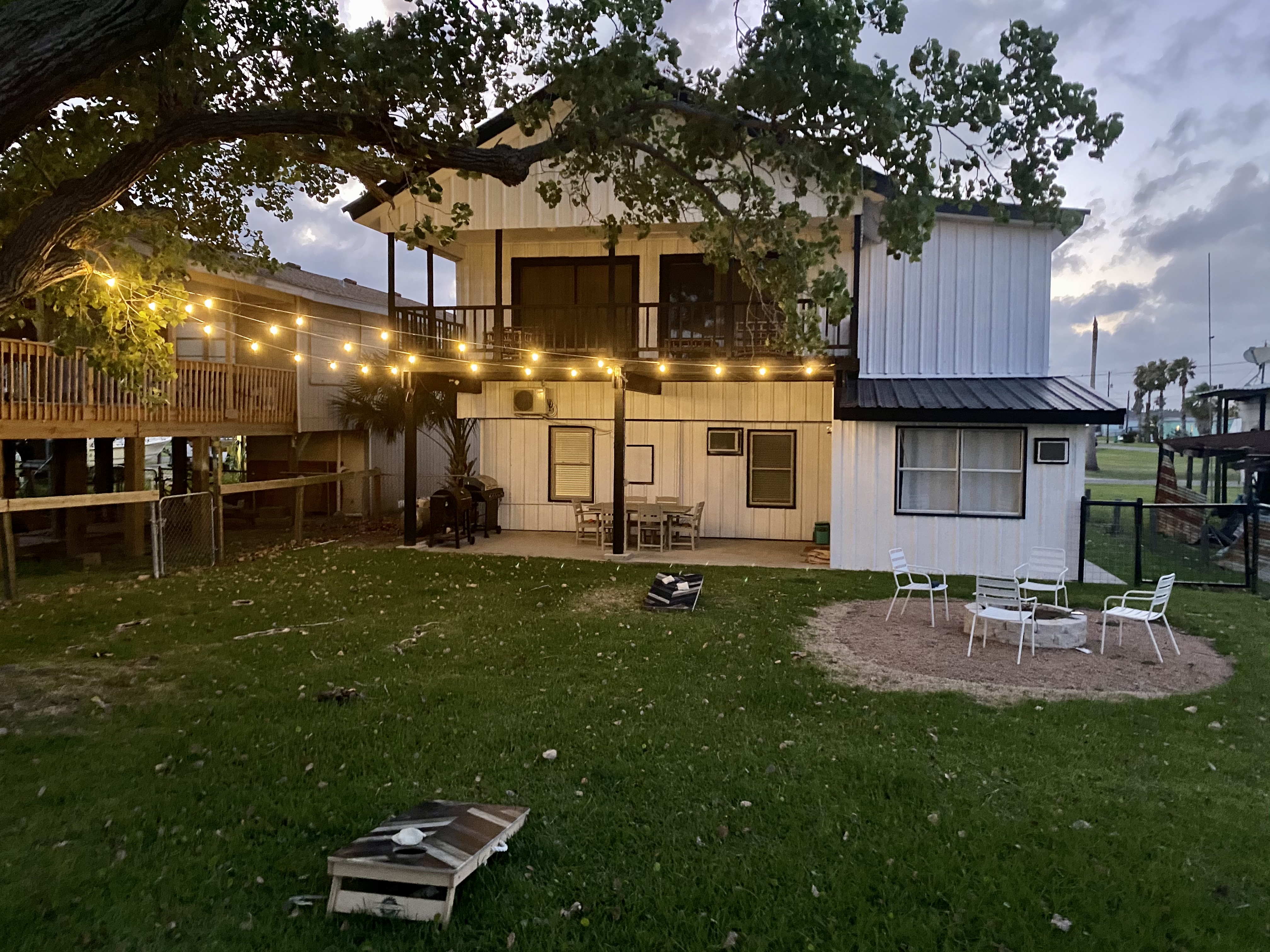 Fun Getaway Home: Close to Beach & Boat Dock