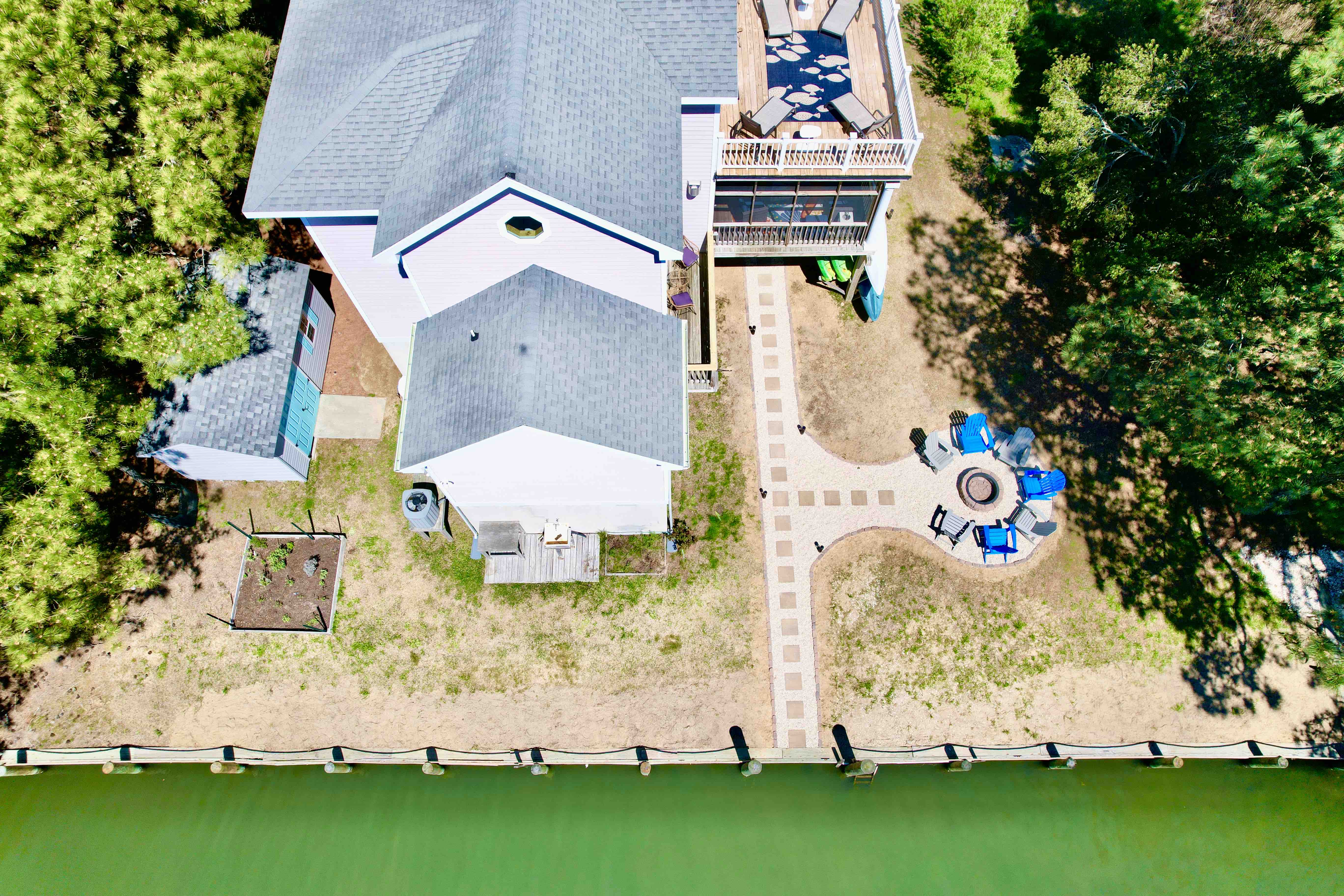 Coastal Pines- Waterfront family friendly home!