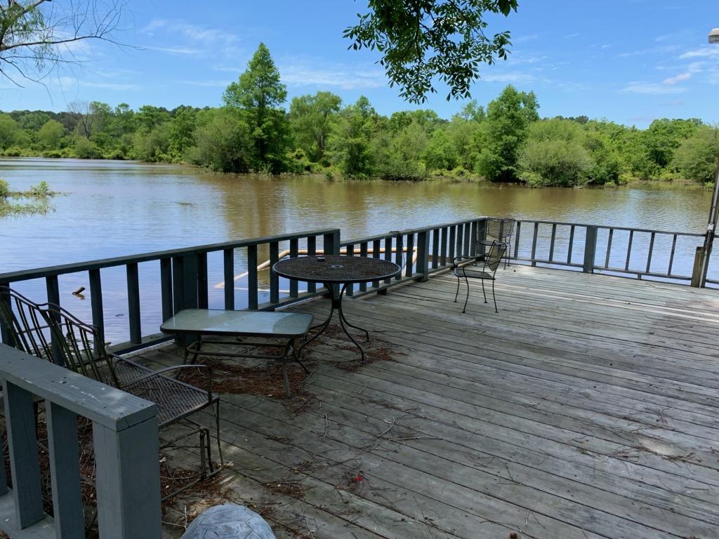 Creekside Lodge a great place to make memories Houses for Rent in