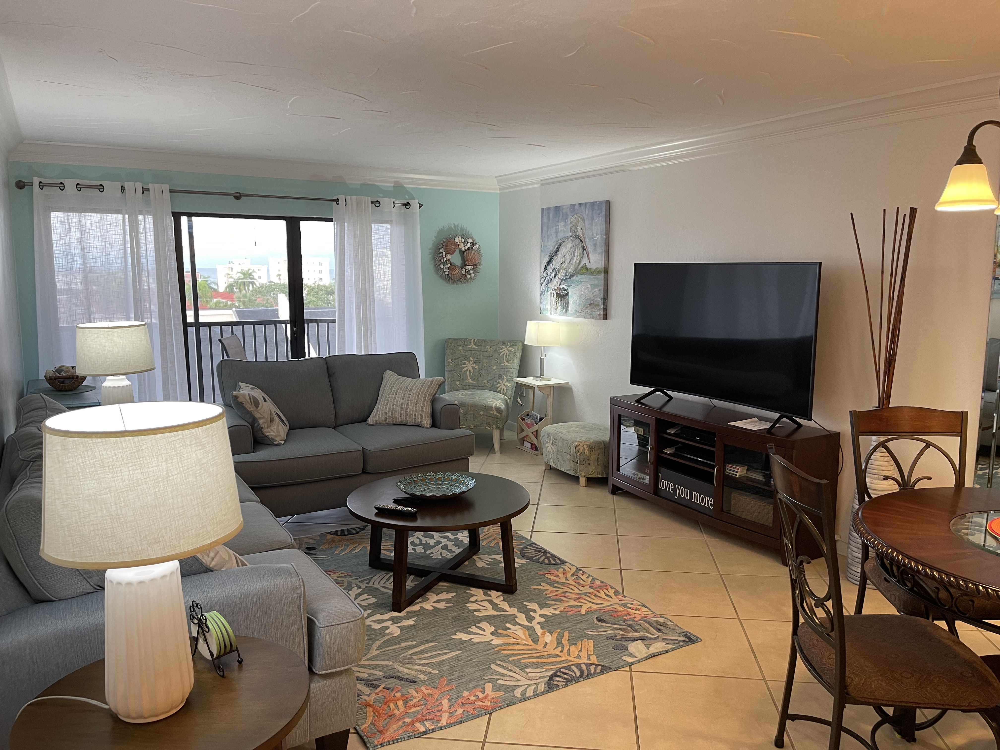 Penthouse suite with ocean views 2 beds 2 baths