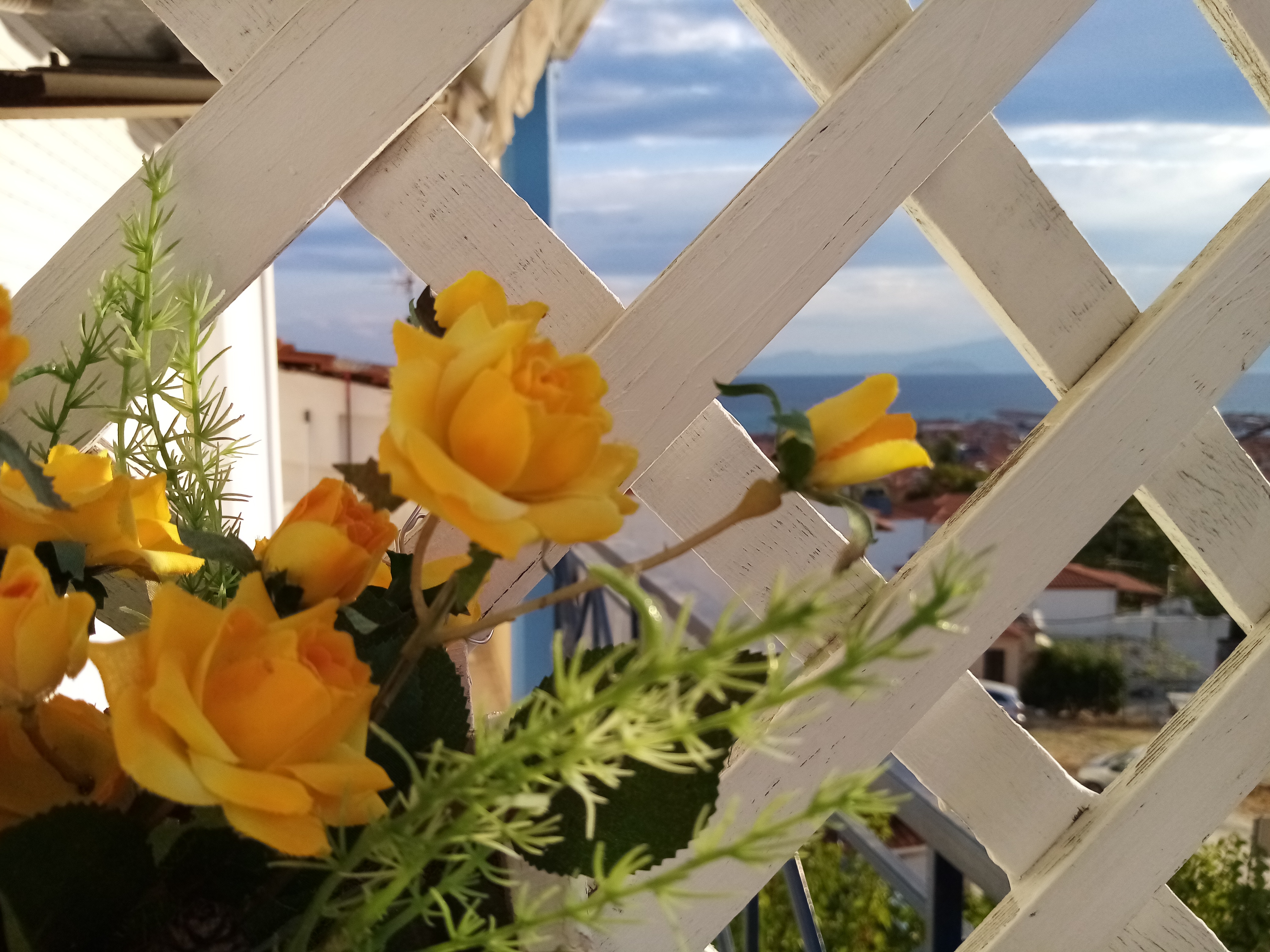 Summer house with view in Pefkochori
