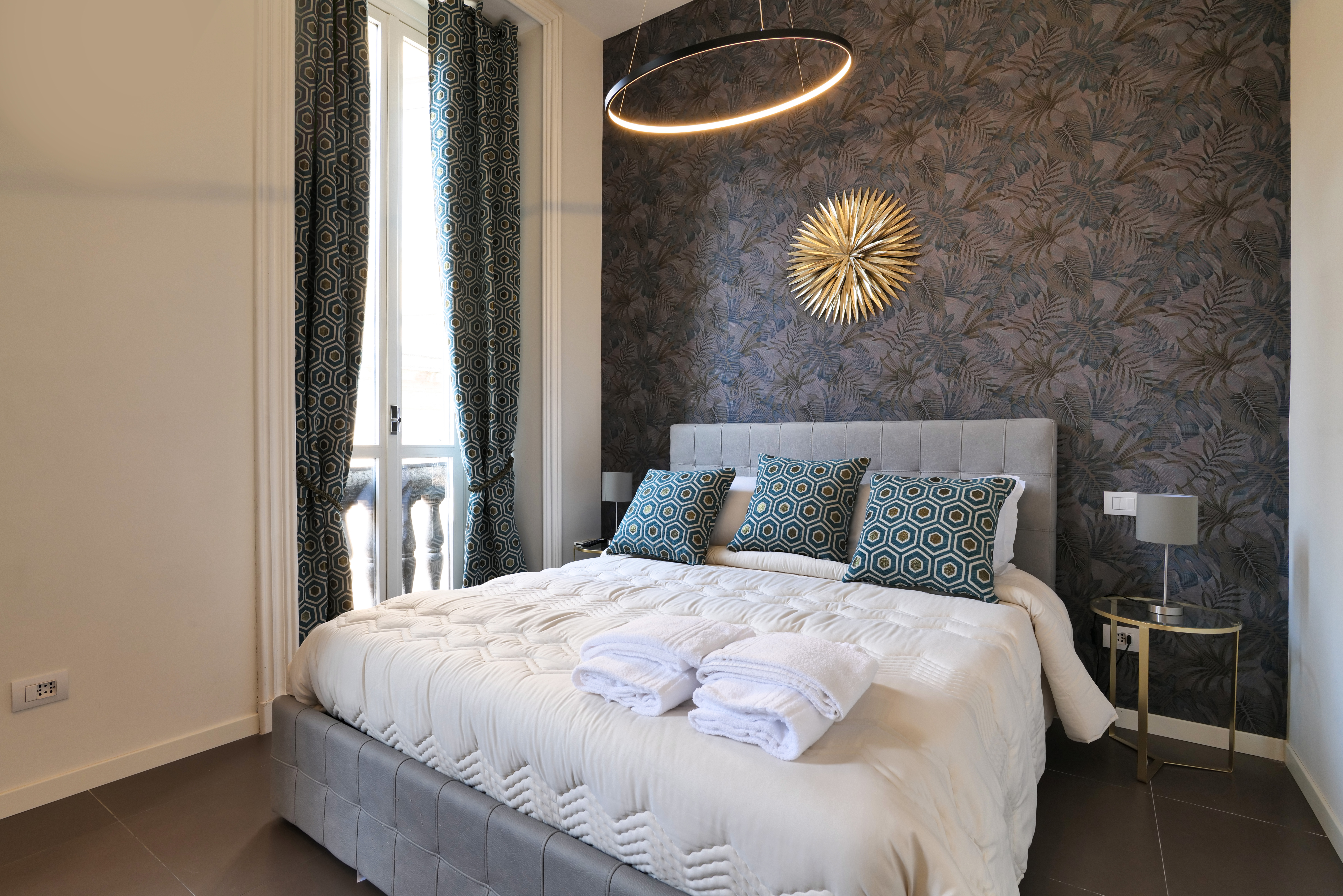 DUOMO Luxury in Prestigious Building Jade