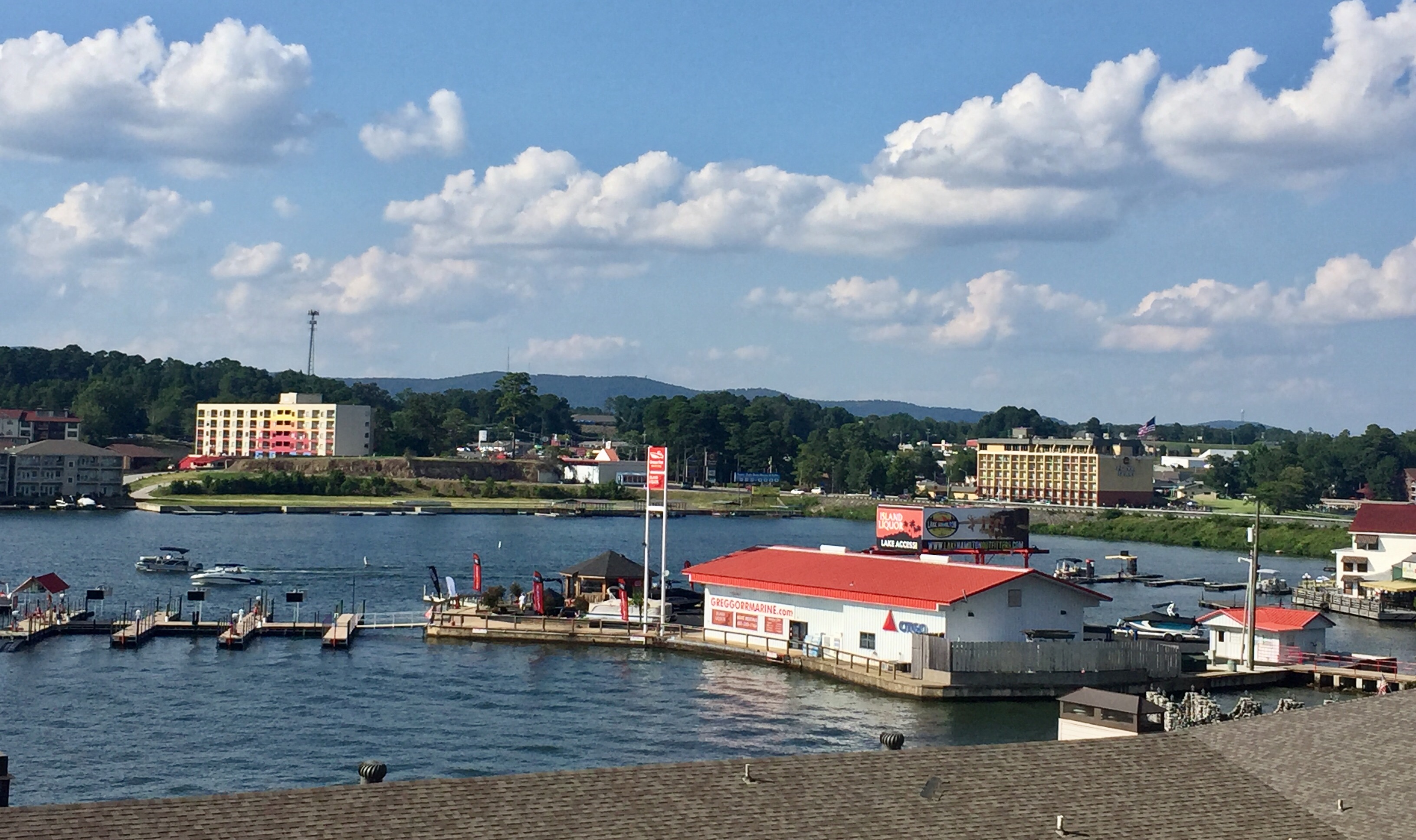 Lake Hamilton Condo w/ Boat Slip & Lake View Condominiums for Rent in