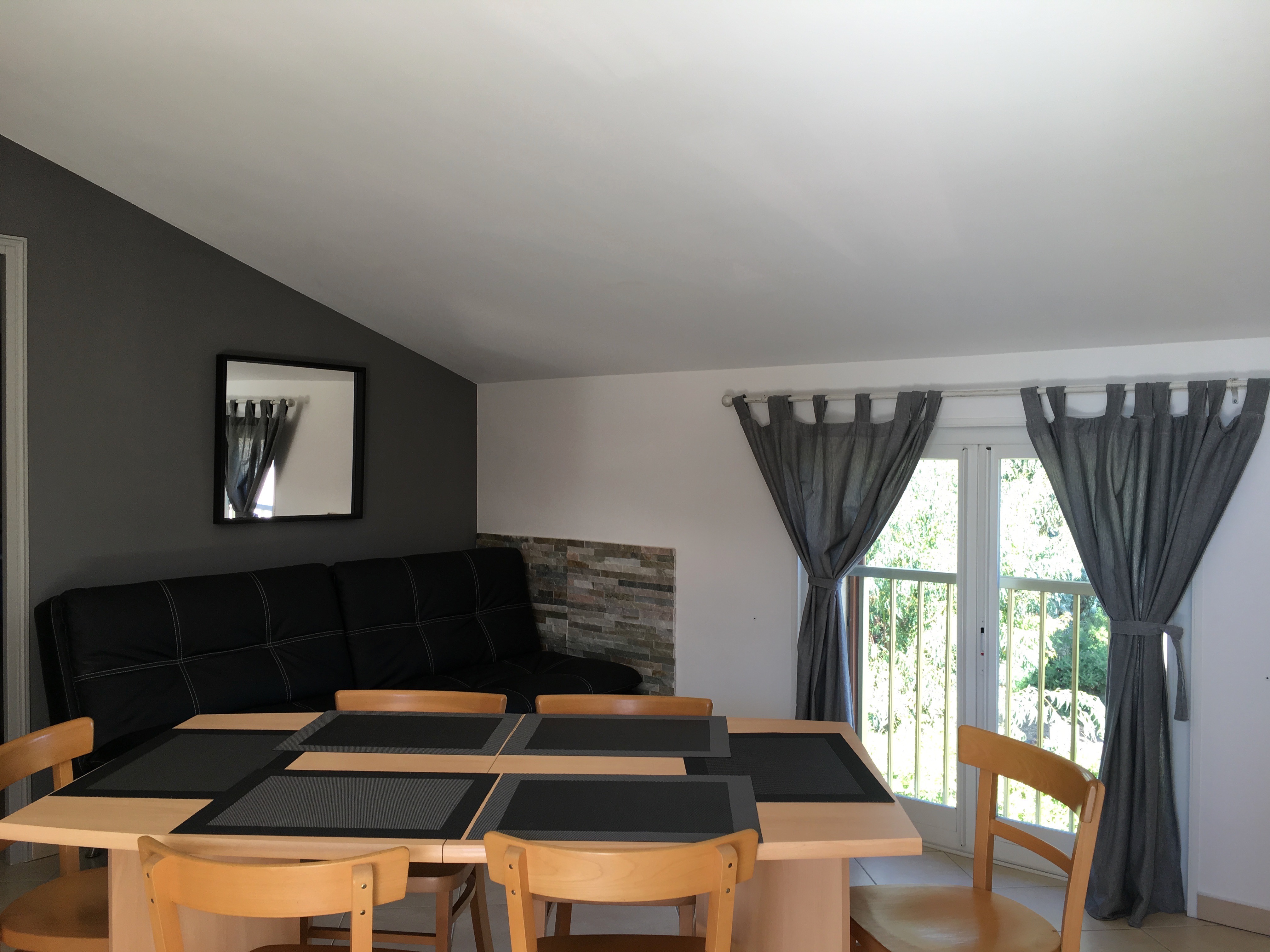 Beachfront, Equipped apartment, 6 people