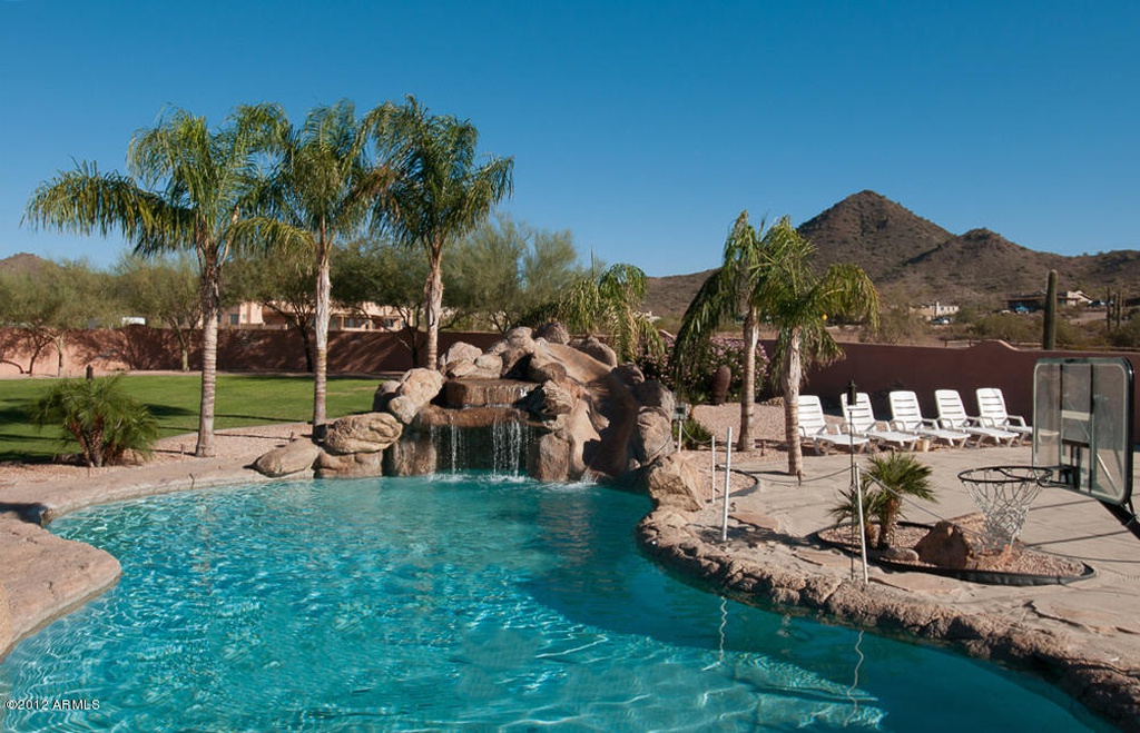 Resort vacationing at the Oasis Sleeps up to 16 Houses for Rent in