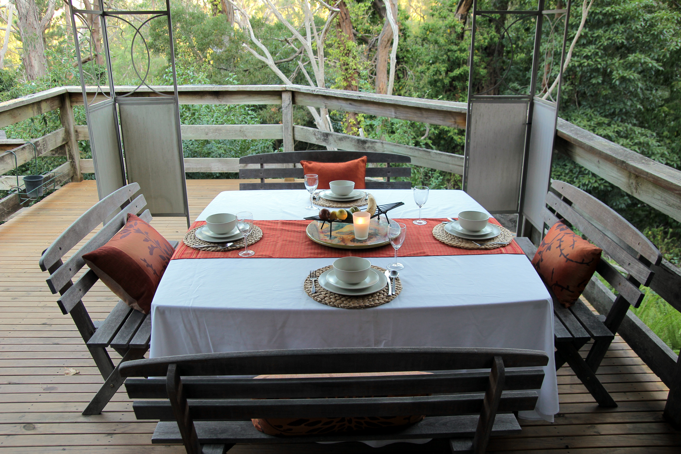 *Entire Comfy 3 bedroom family home, Healesville*