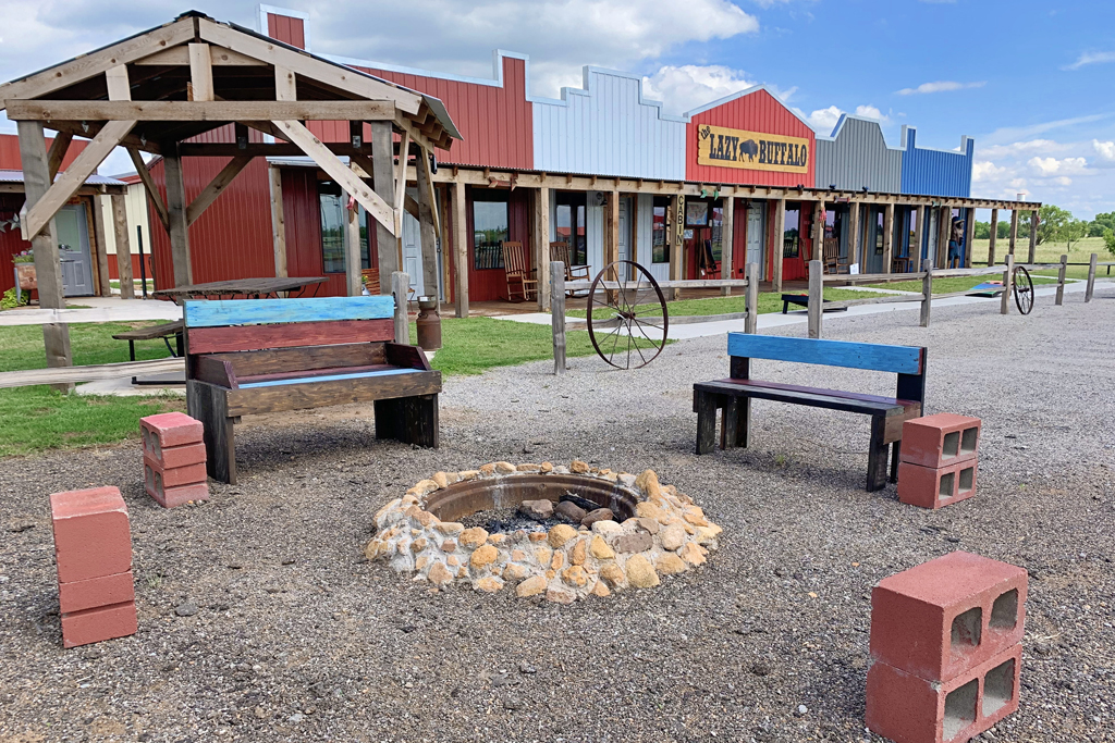 CHIEF CABIN Wichita Mountains Cache Medicine Park Cabins for Rent in