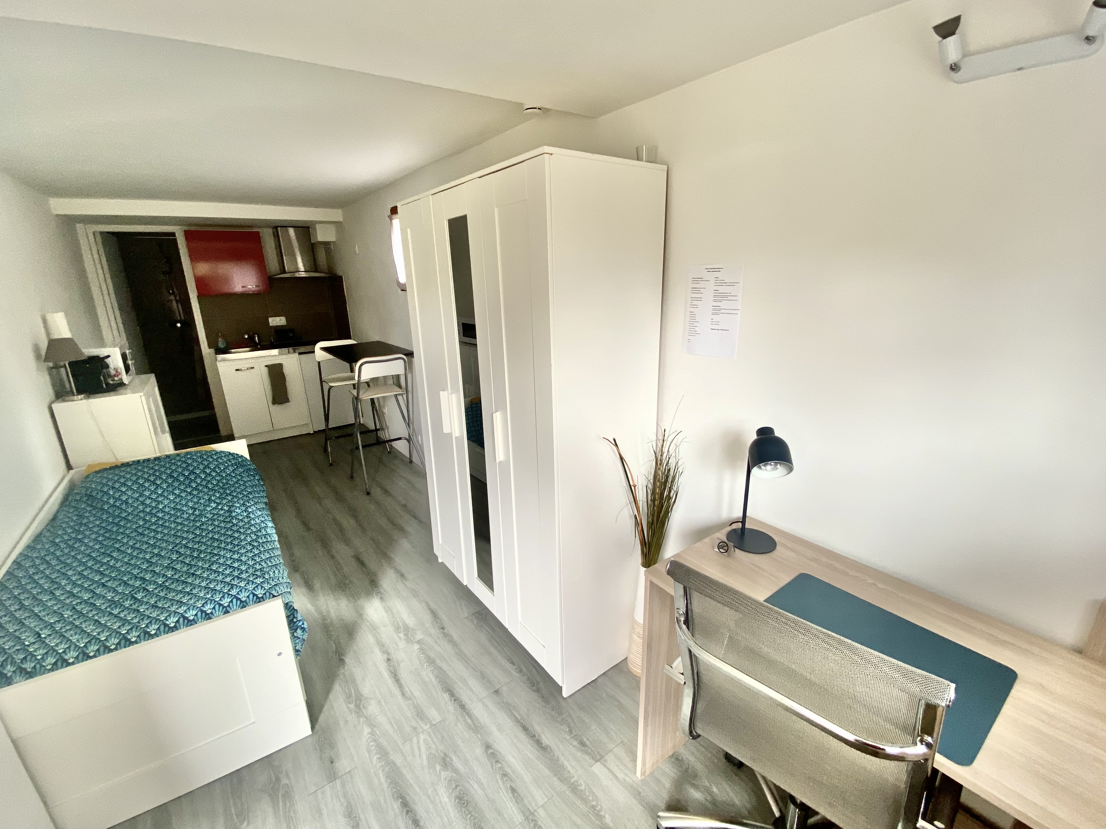 Independent ground floor studio