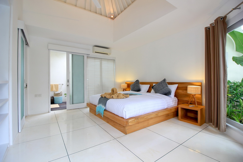 Buddha 2 4 Bedroom Villa Central Seminyak Villas For Rent In Kuta Bali Indonesia