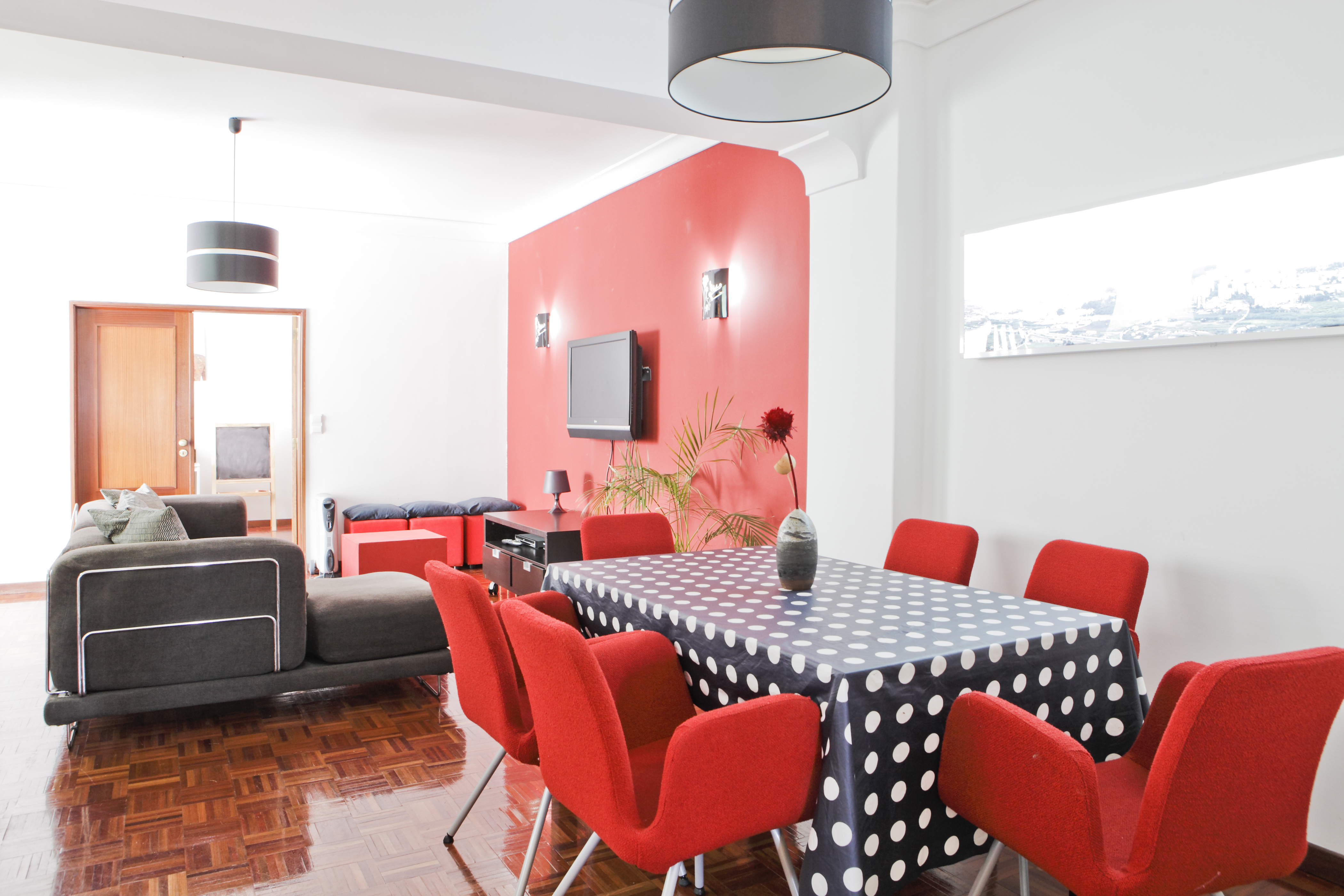 Spacious Flat with a view over Tagus river in Penha de Frana, Lisbon
