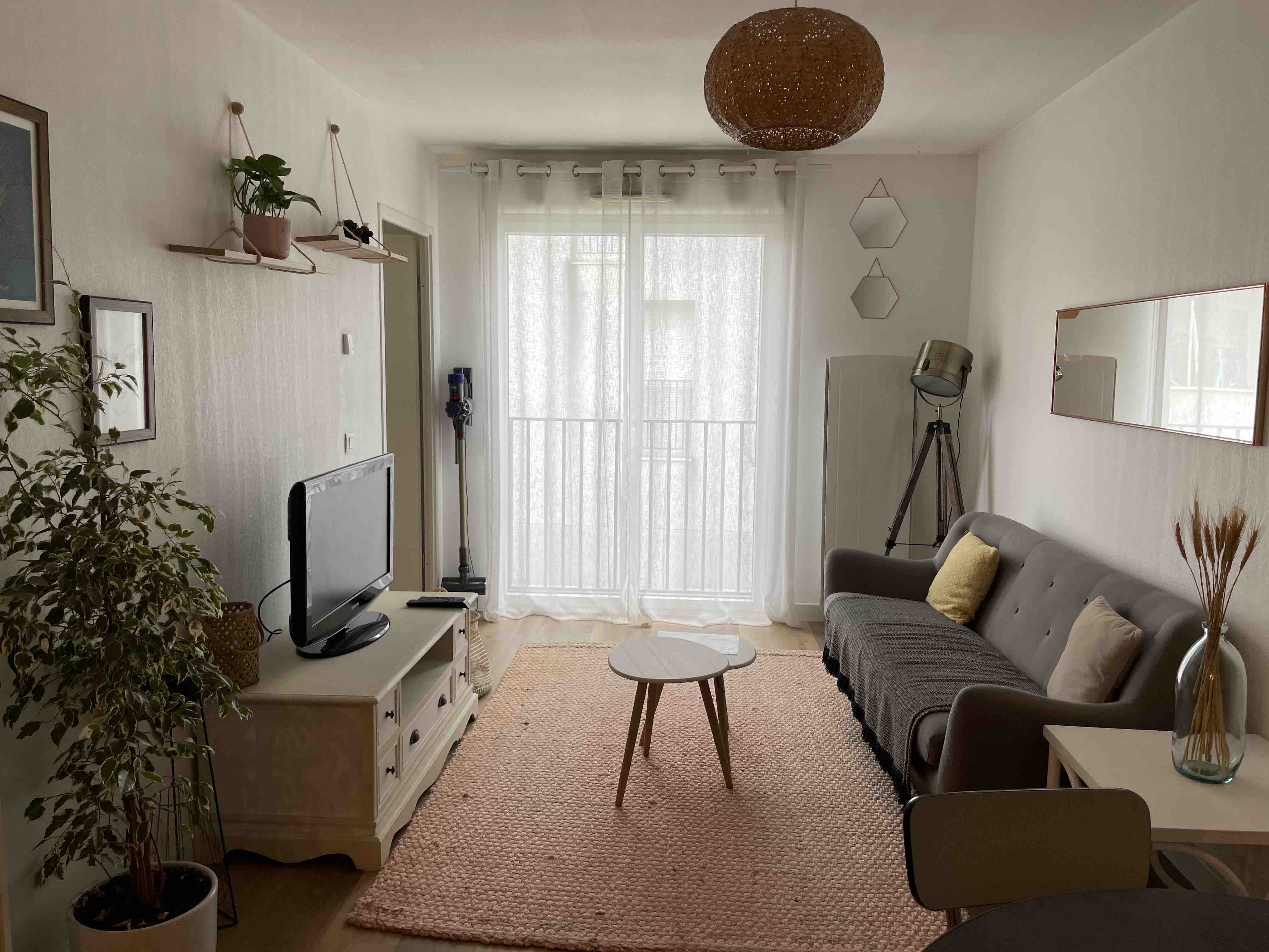 Apartment T2 near Arena and Bordeaux center