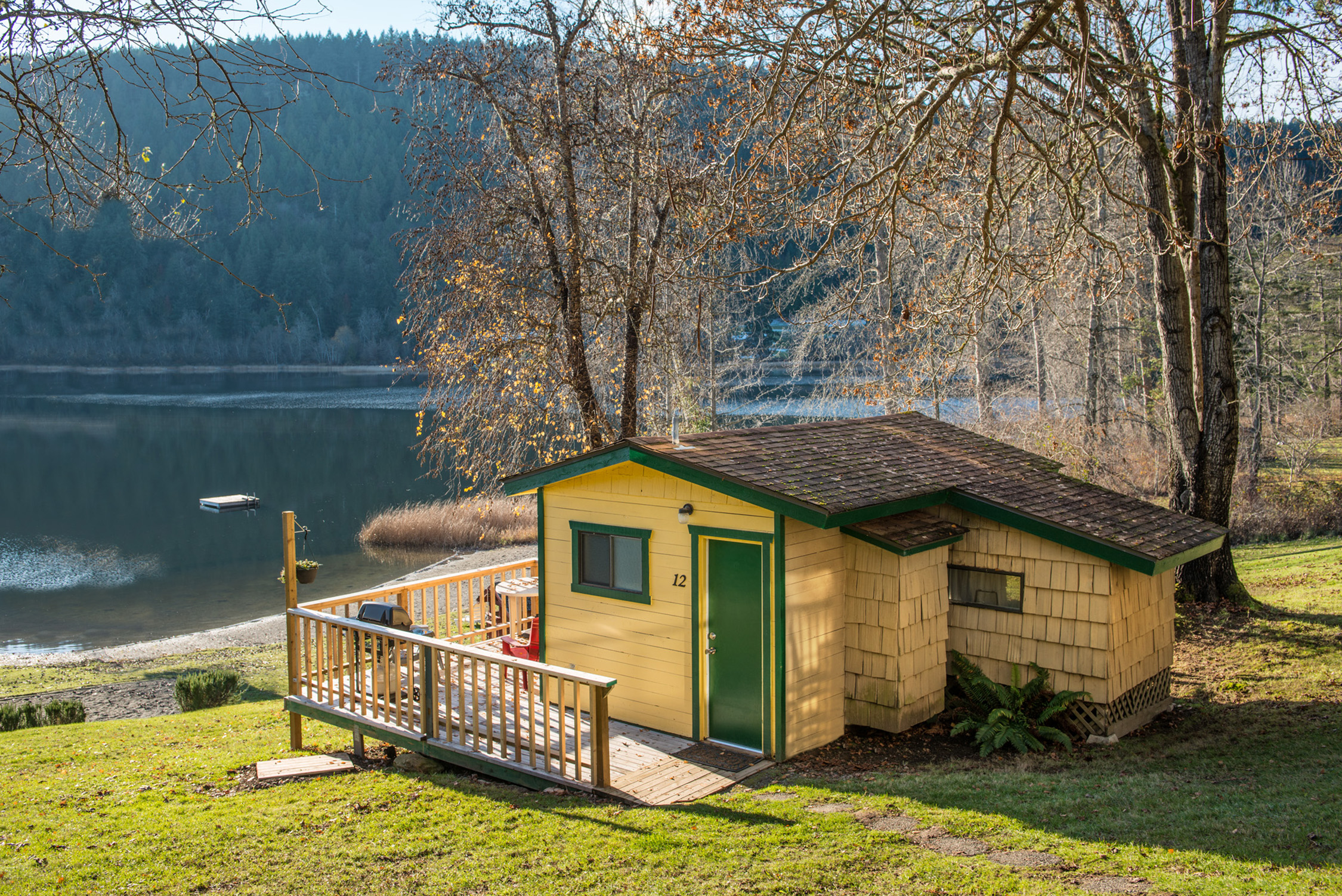Cabin 12 Cabins For Rent In Salt Spring Island British Columbia 