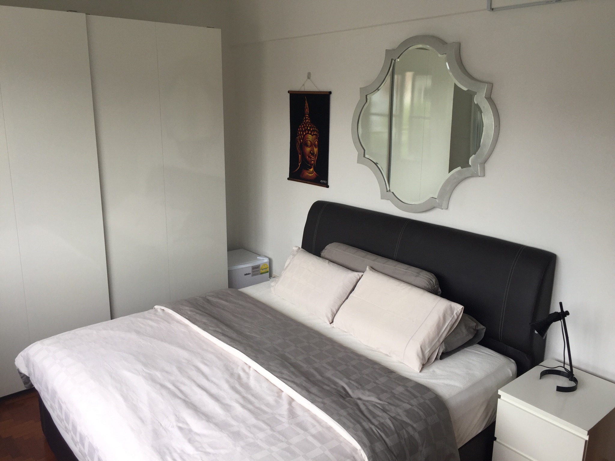 Ensuite with Balcony (min 3 months)