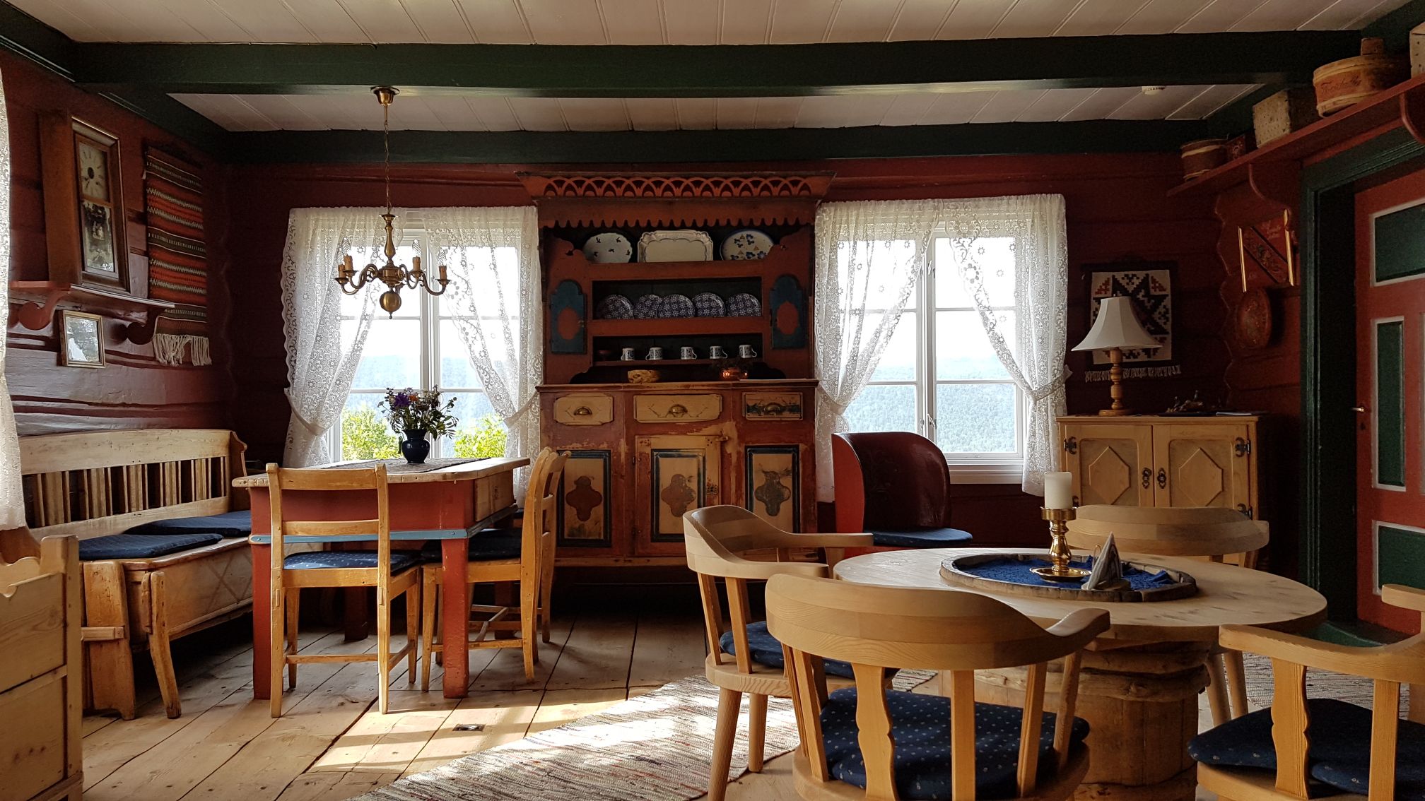 Hallingstugu at Sveinunggard
Unique and Adventurous