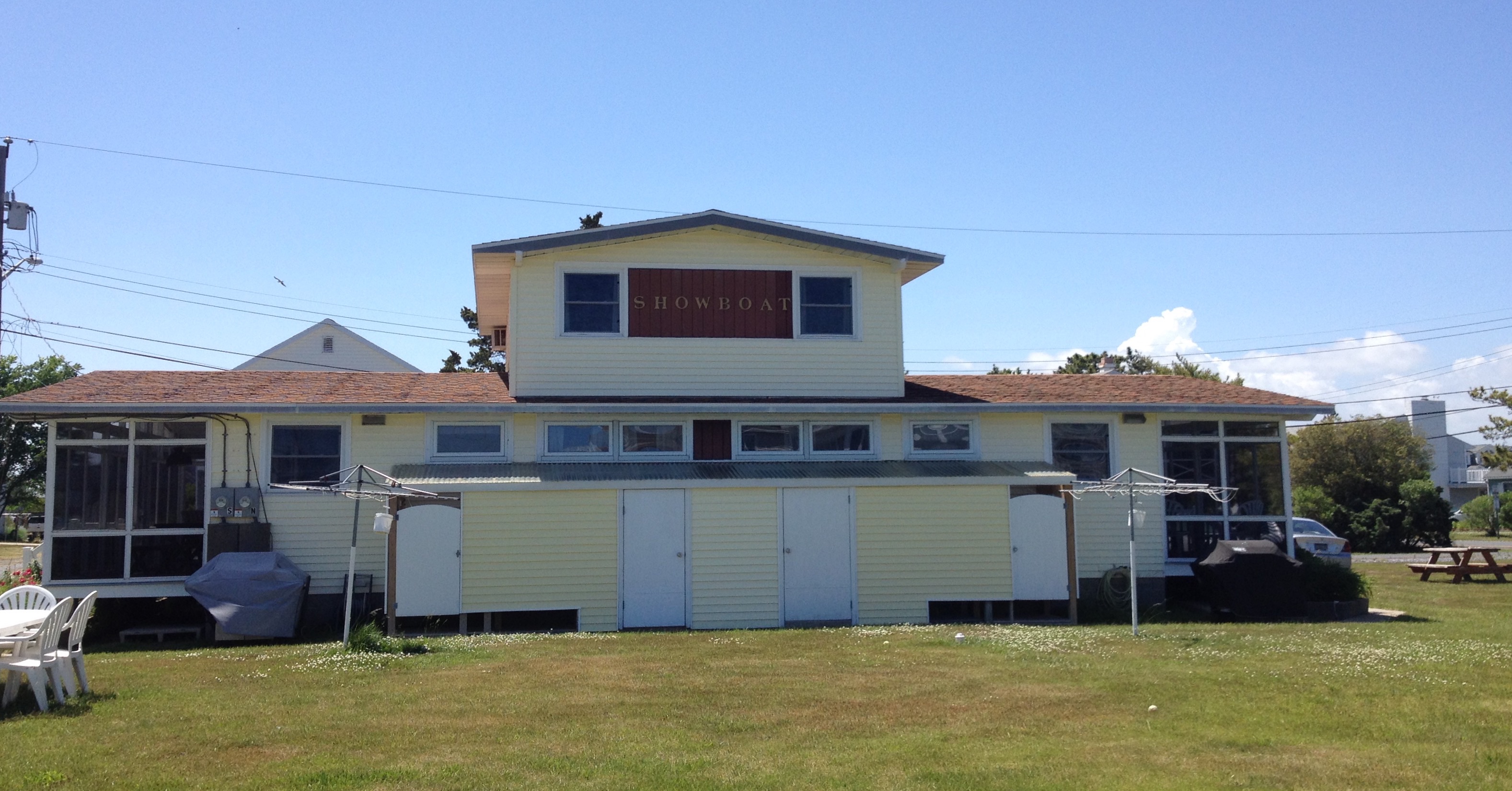 Show Boat Cottage South facing Cottages for Rent in Fenwick Island