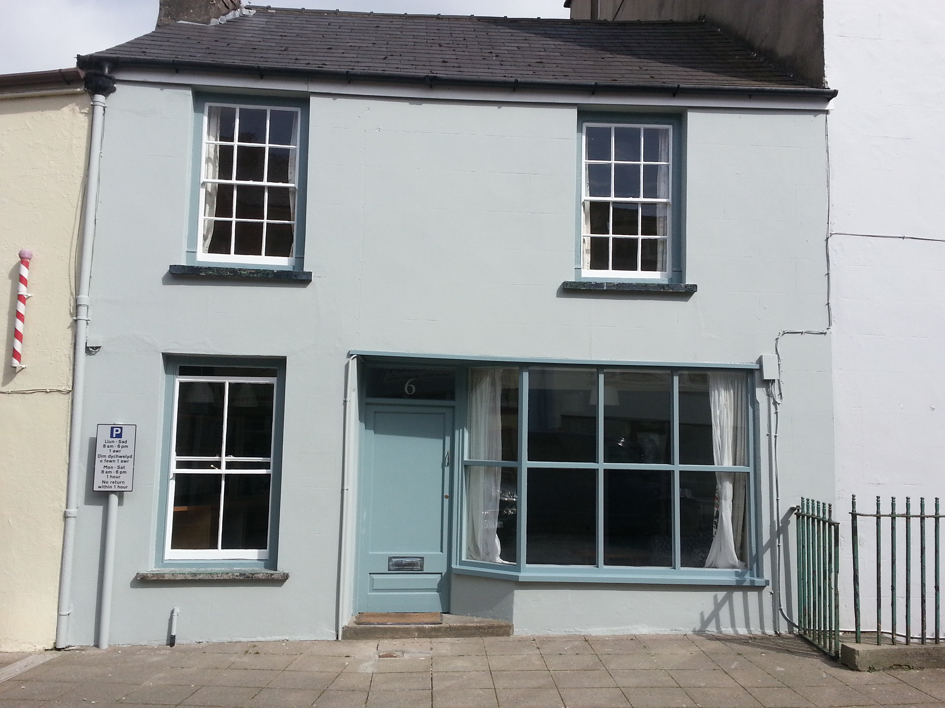 6 Hill Street, Haverfordwest, Pembs Houses for Rent in Haverfordwest