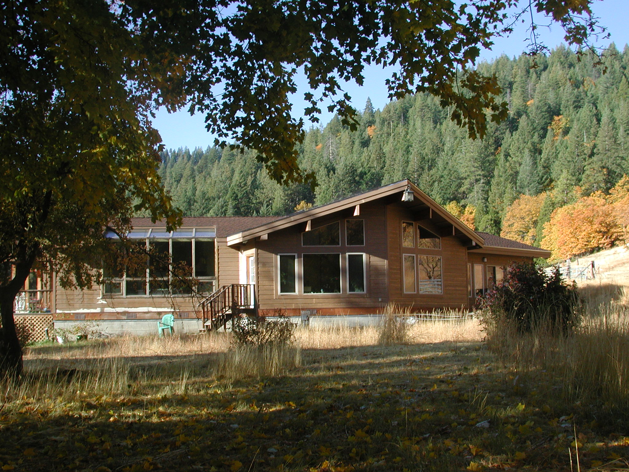 Rainbow Ridge Ranch Houses for Rent in Mount Shasta, California