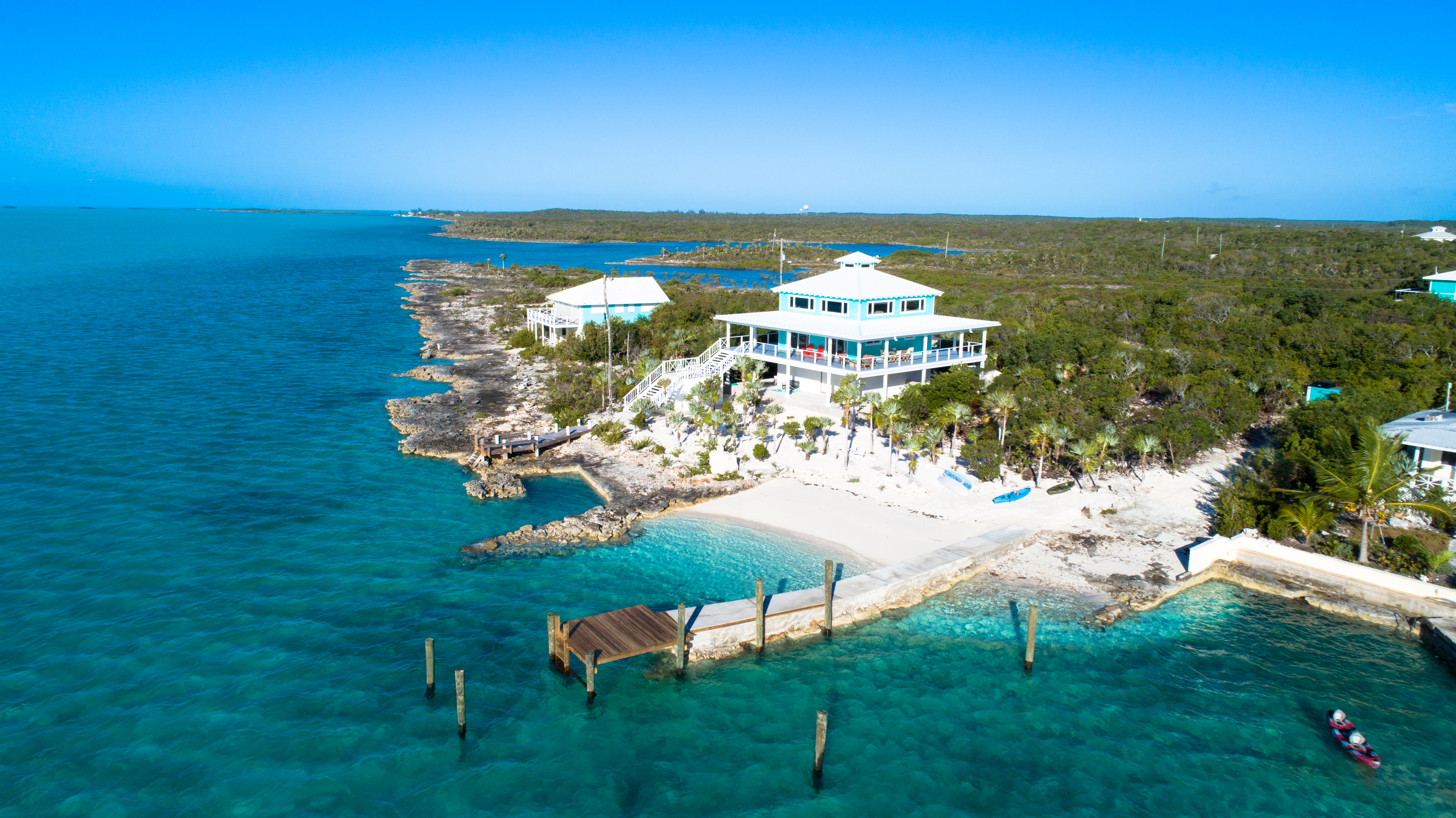 Classic Out Island Luxury, Sleeps 14, beach & dock