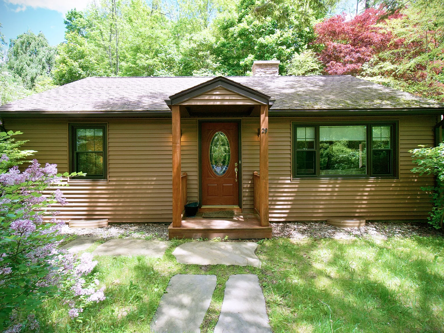 Lenox - Walk to Town - Berkshire Home