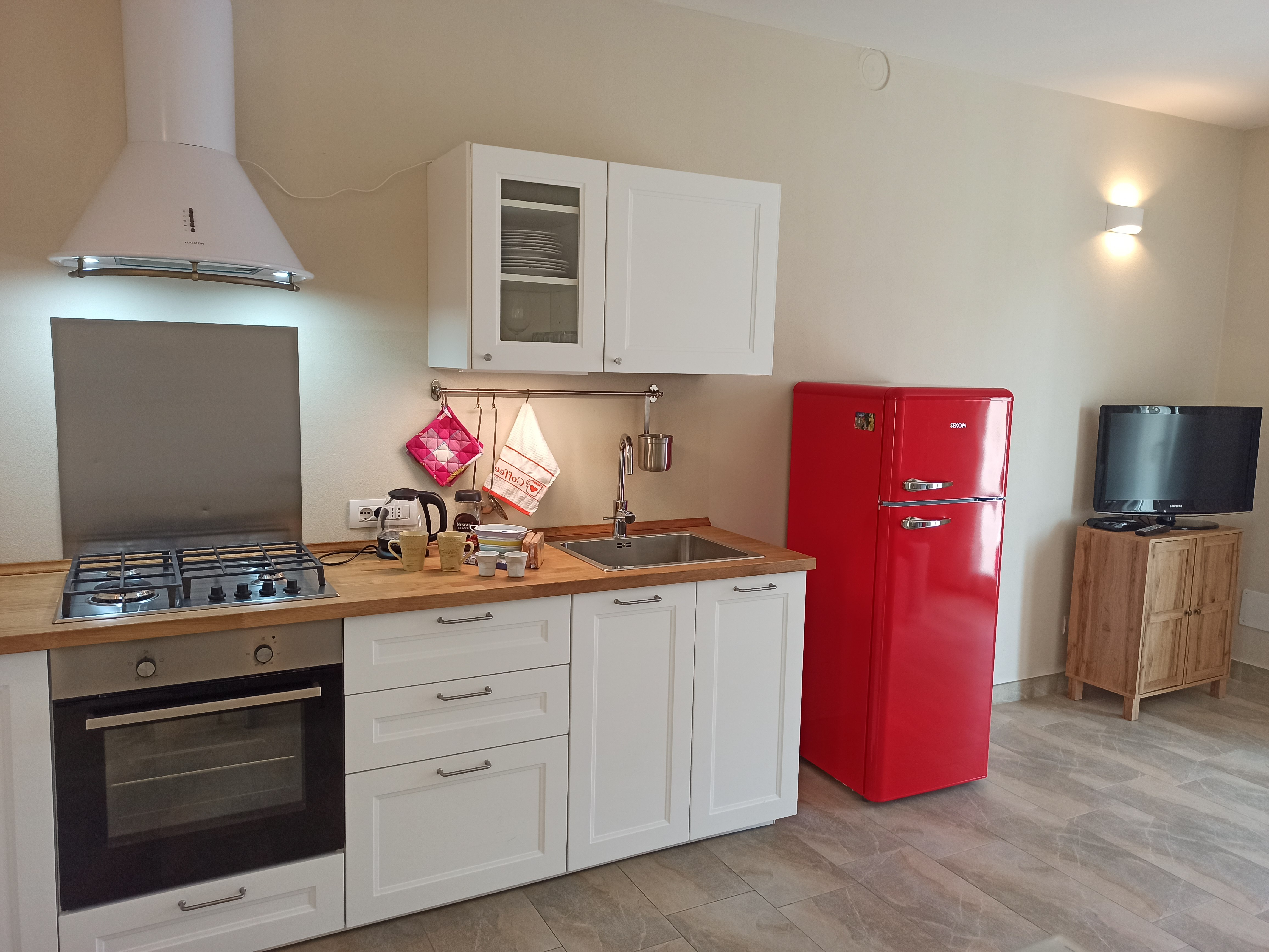 Like at Home & great terrace CINIT103072C27TLHXASb