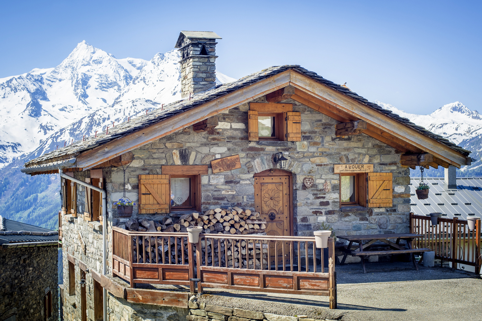 3* chalet at the foot of the slopes in La Rosière